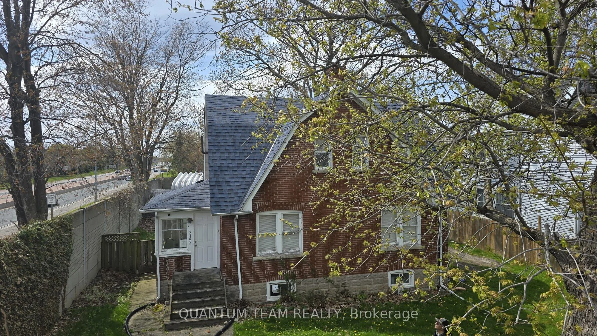 5365 Portage Road