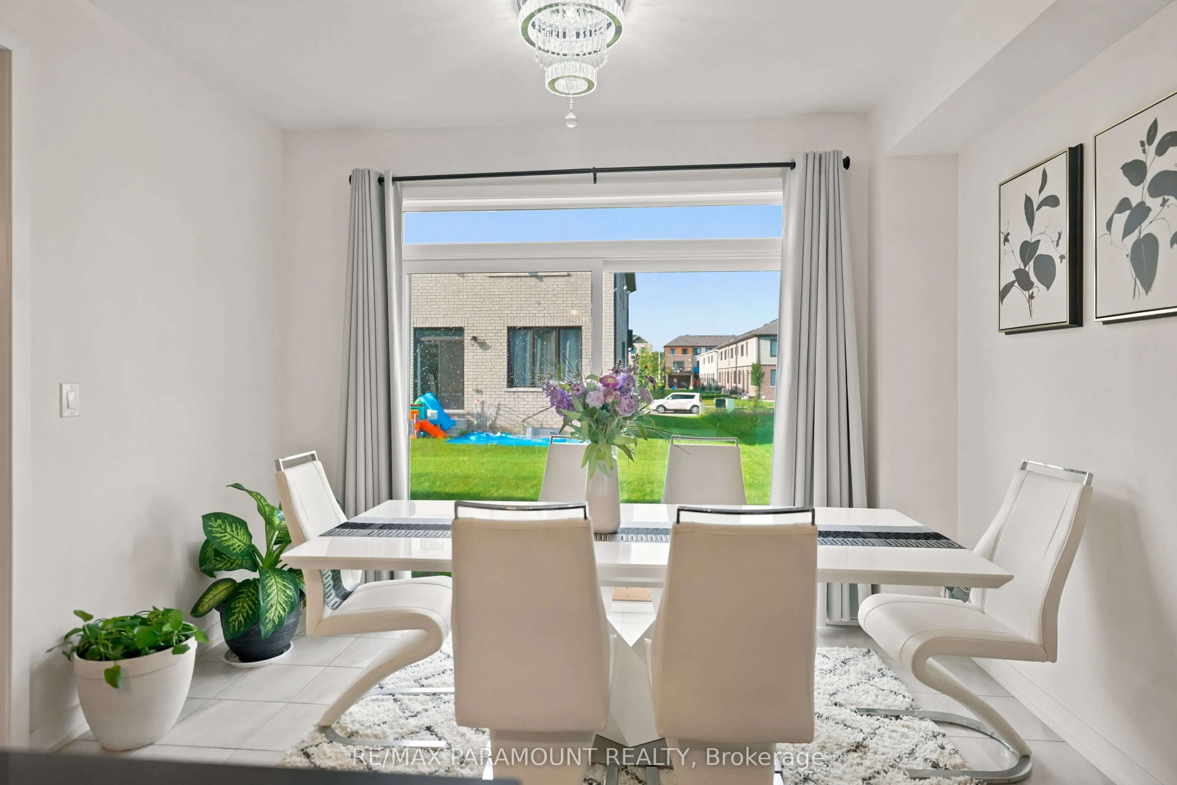 110 Sunflower Crescent