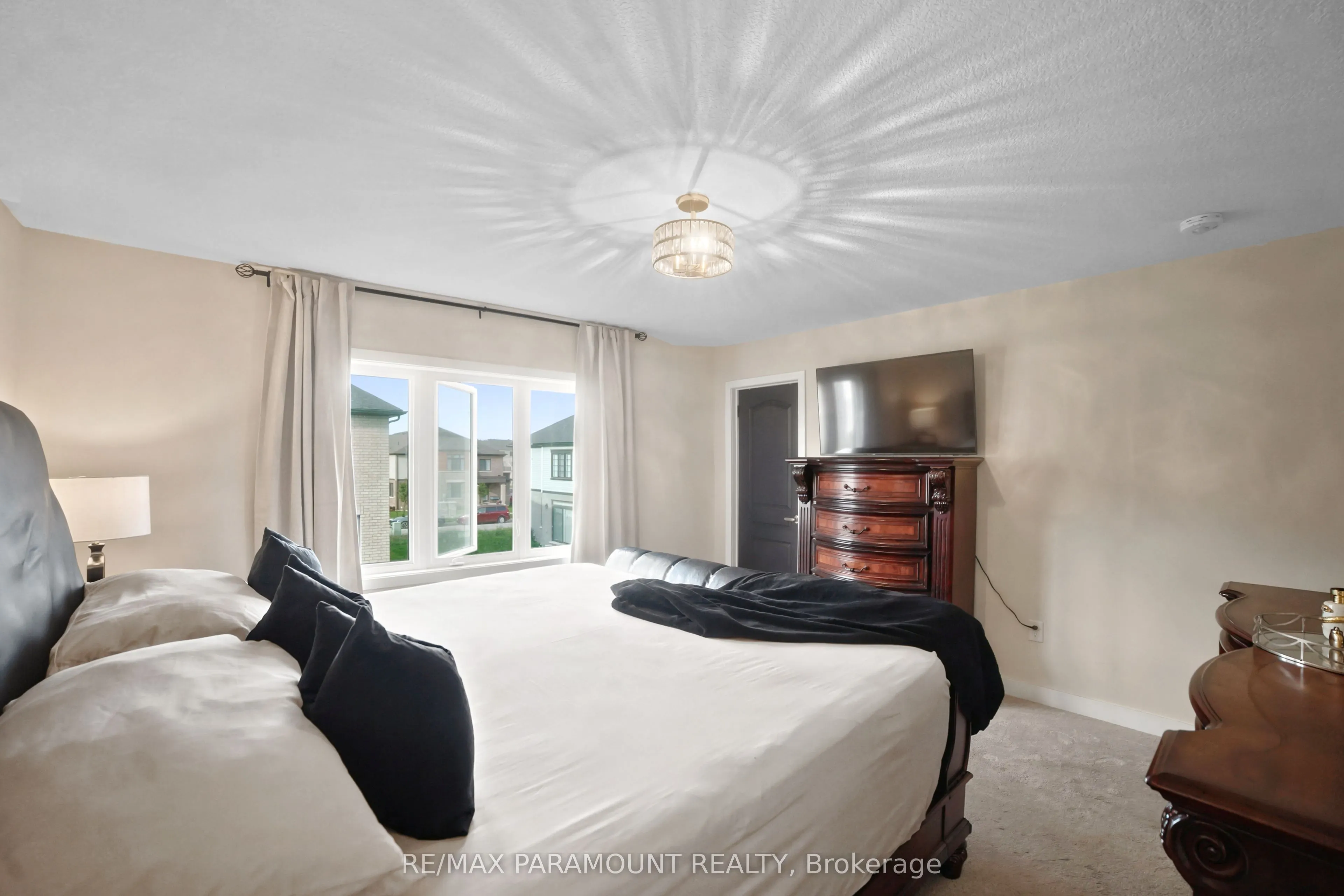 110 Sunflower Crescent