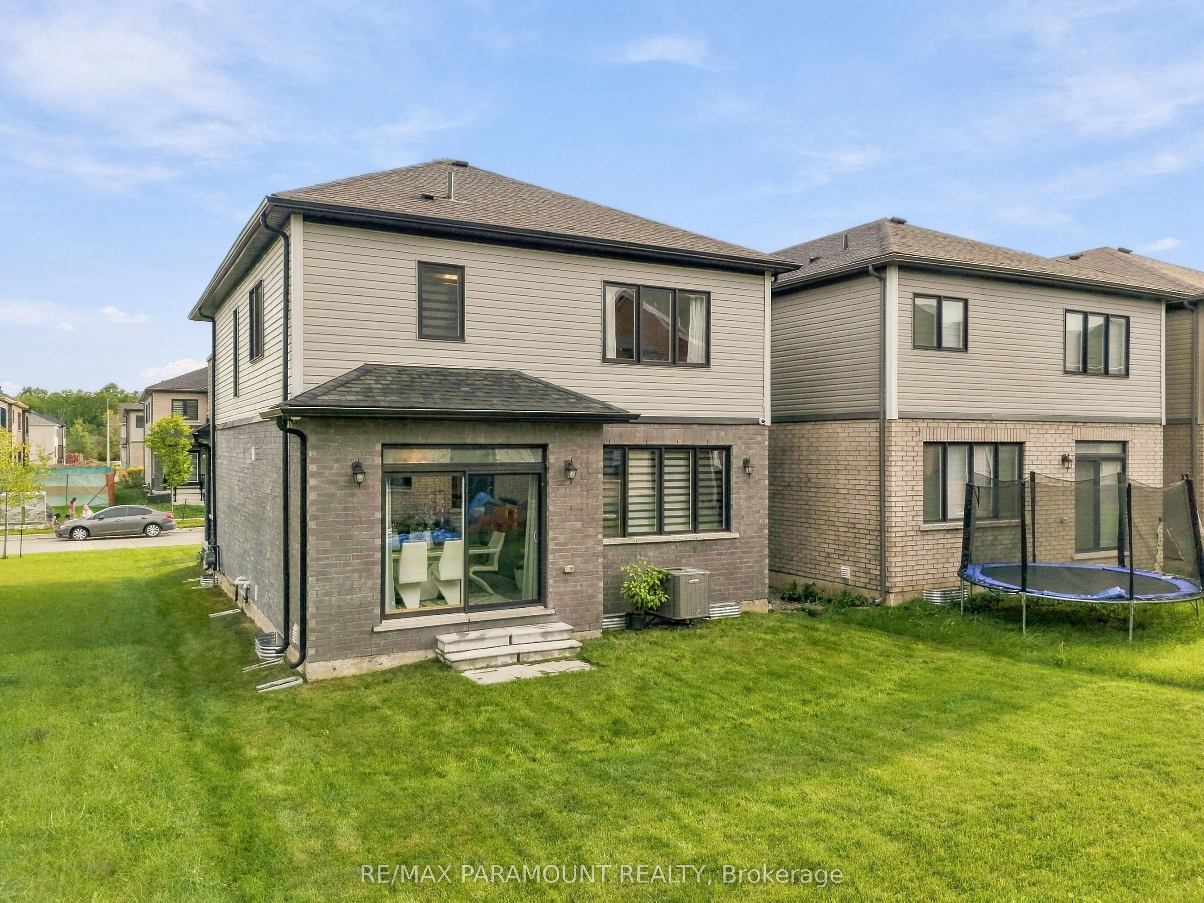 110 Sunflower Crescent