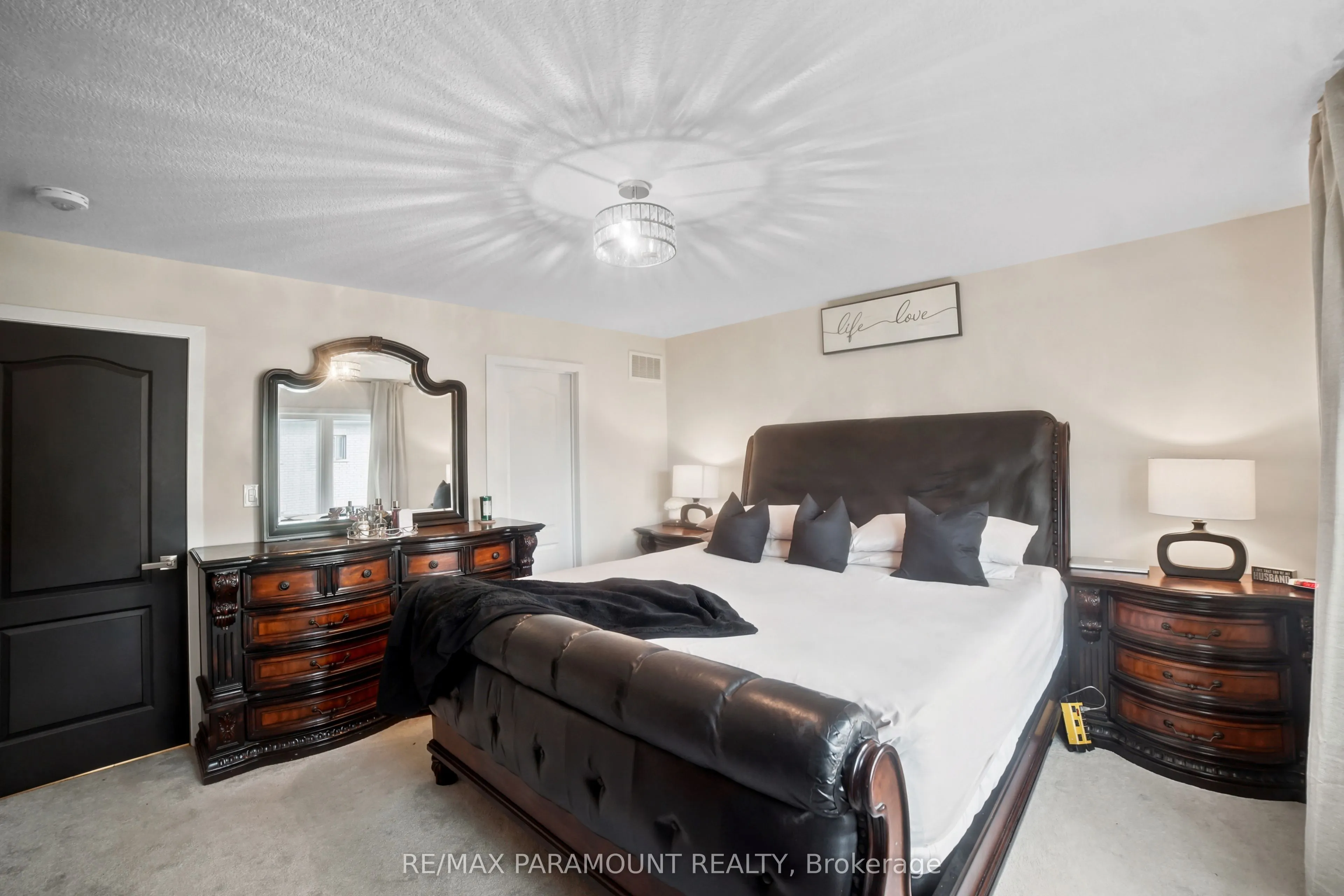 110 Sunflower Crescent