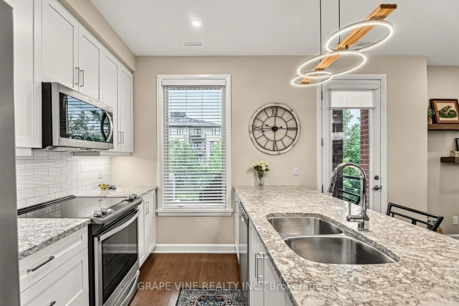190 Boundstone Way #105