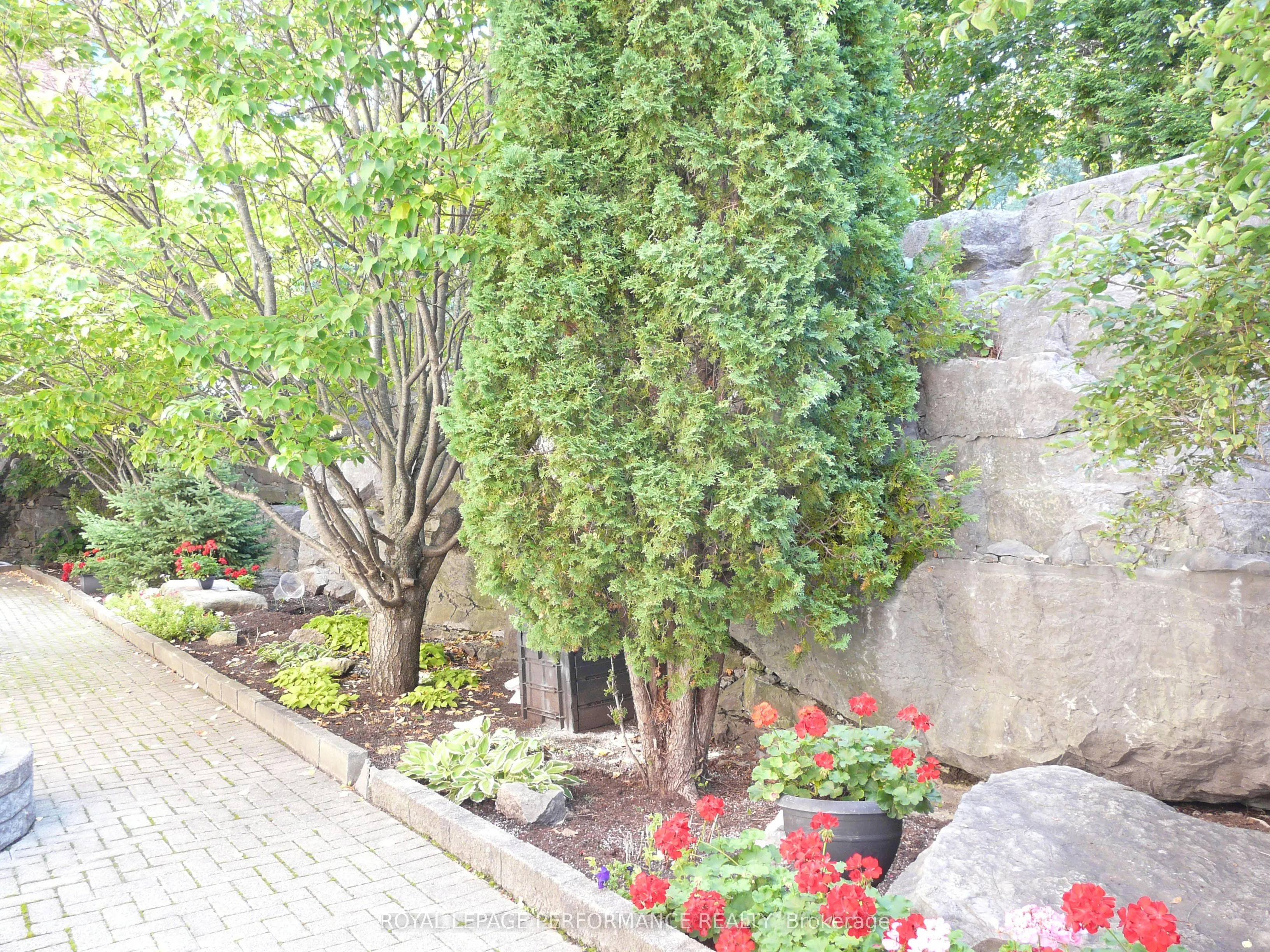 320 Centrum Boulevard #108