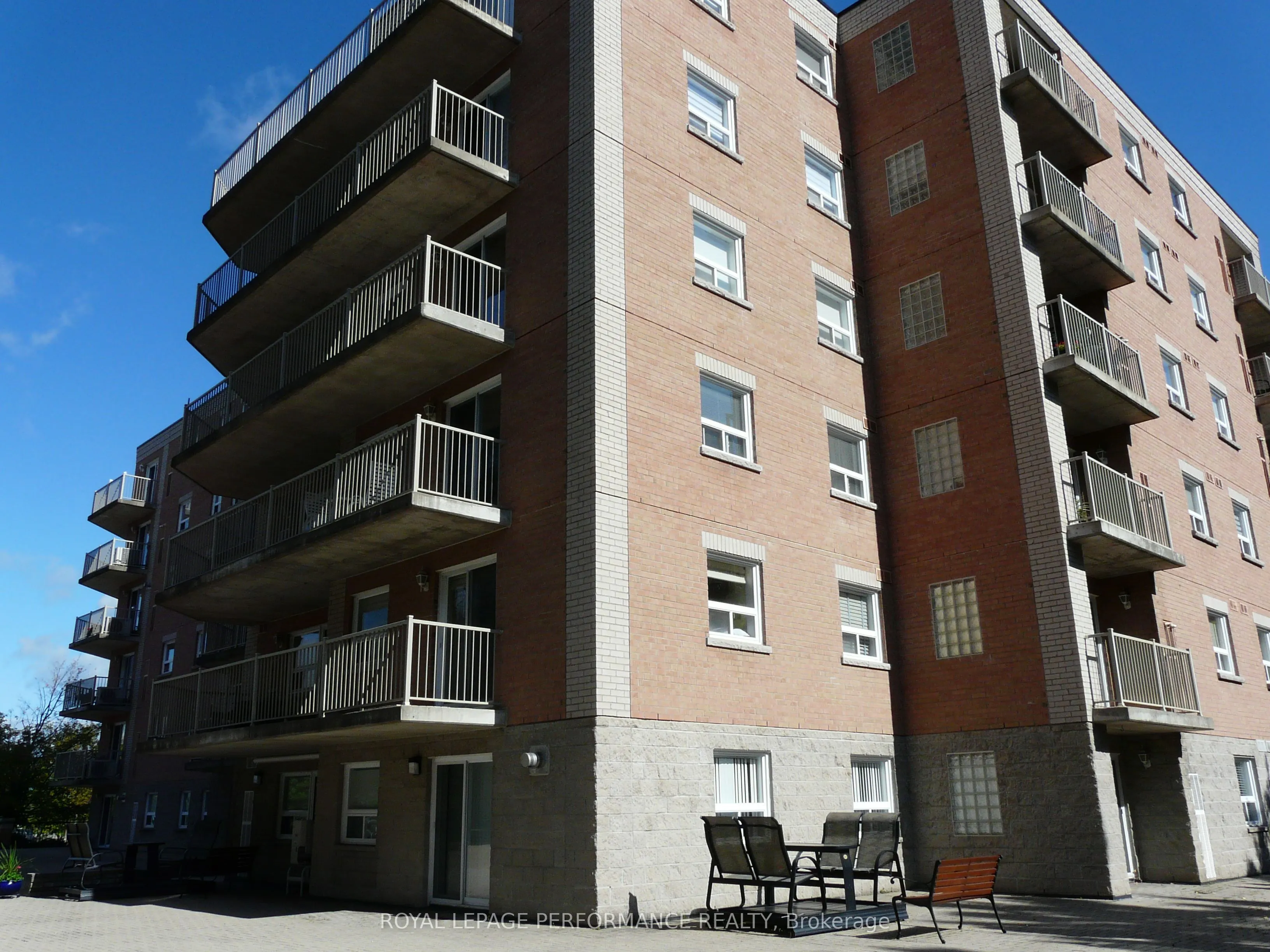320 Centrum Boulevard #108