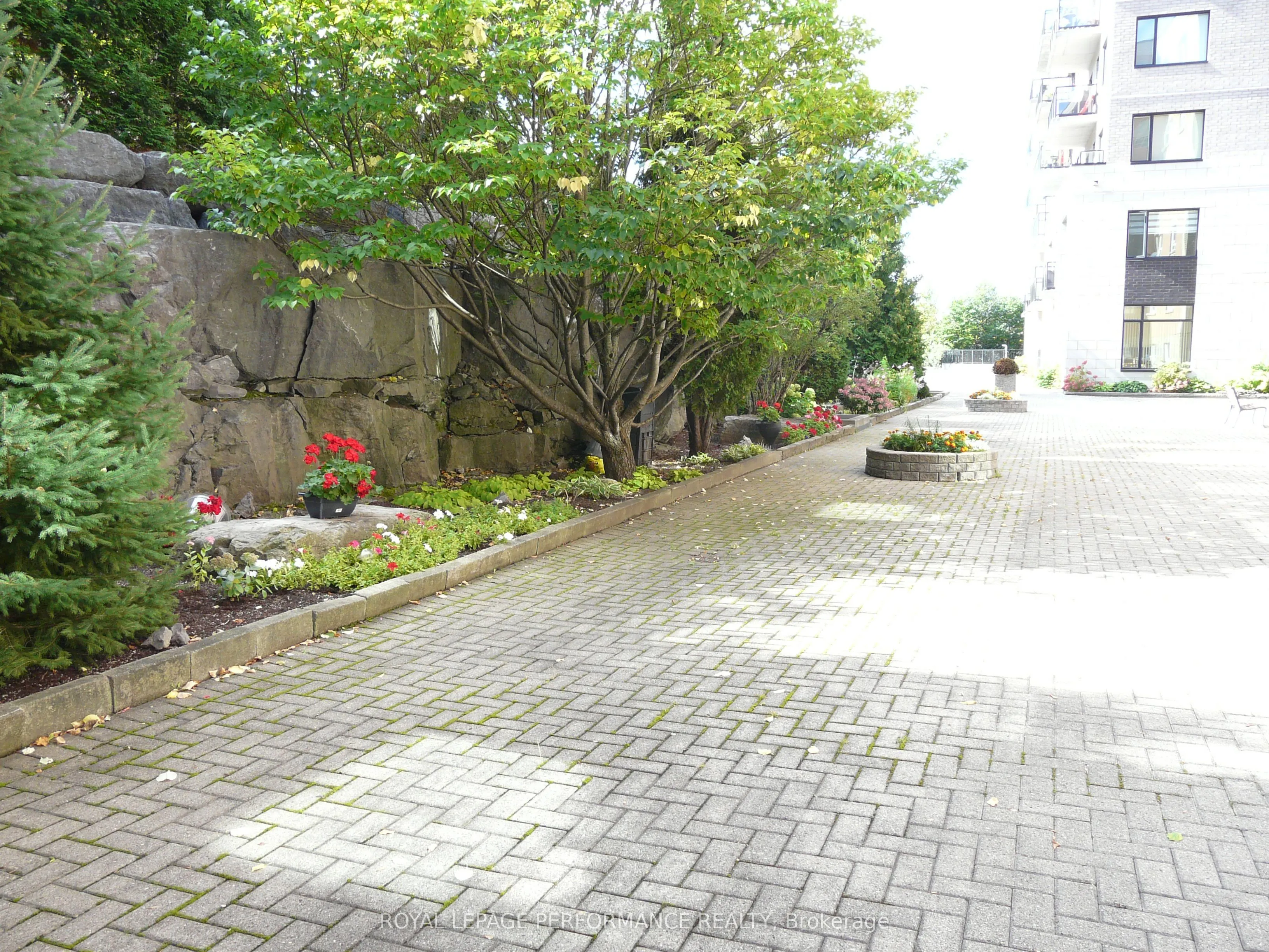 320 Centrum Boulevard #108
