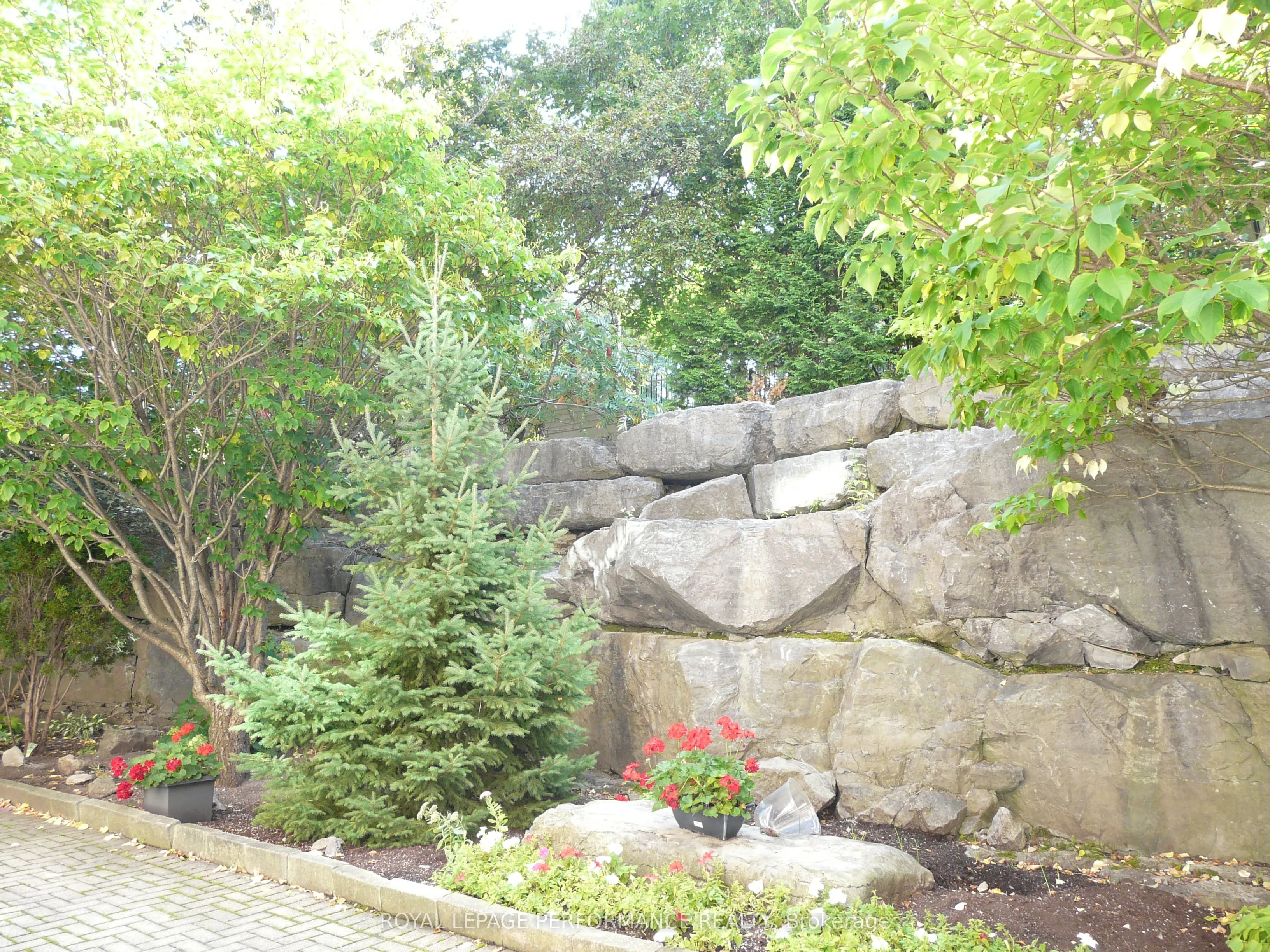 320 Centrum Boulevard #108