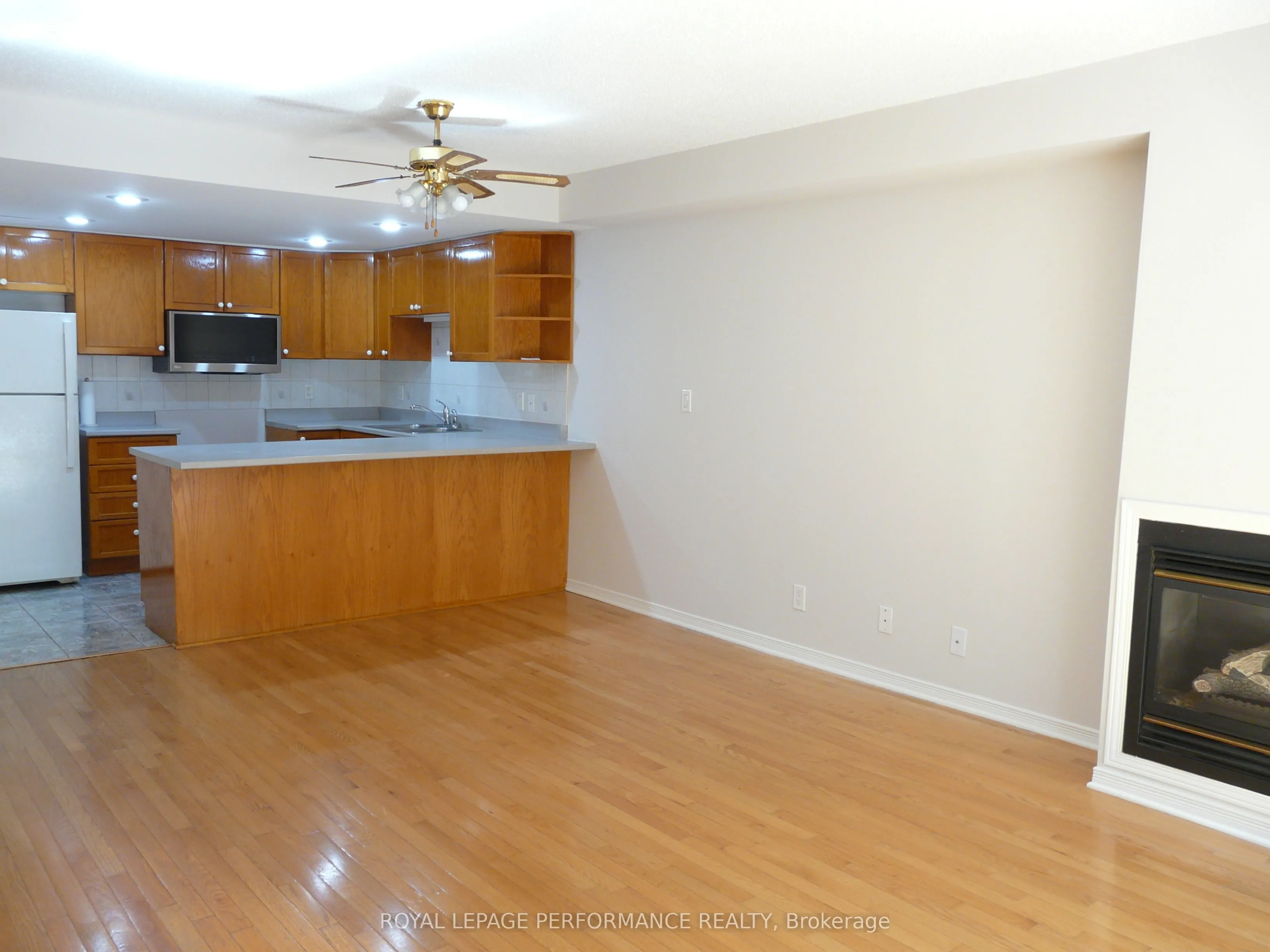 320 Centrum Boulevard #108