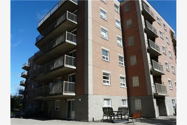320 Centrum Boulevard #108