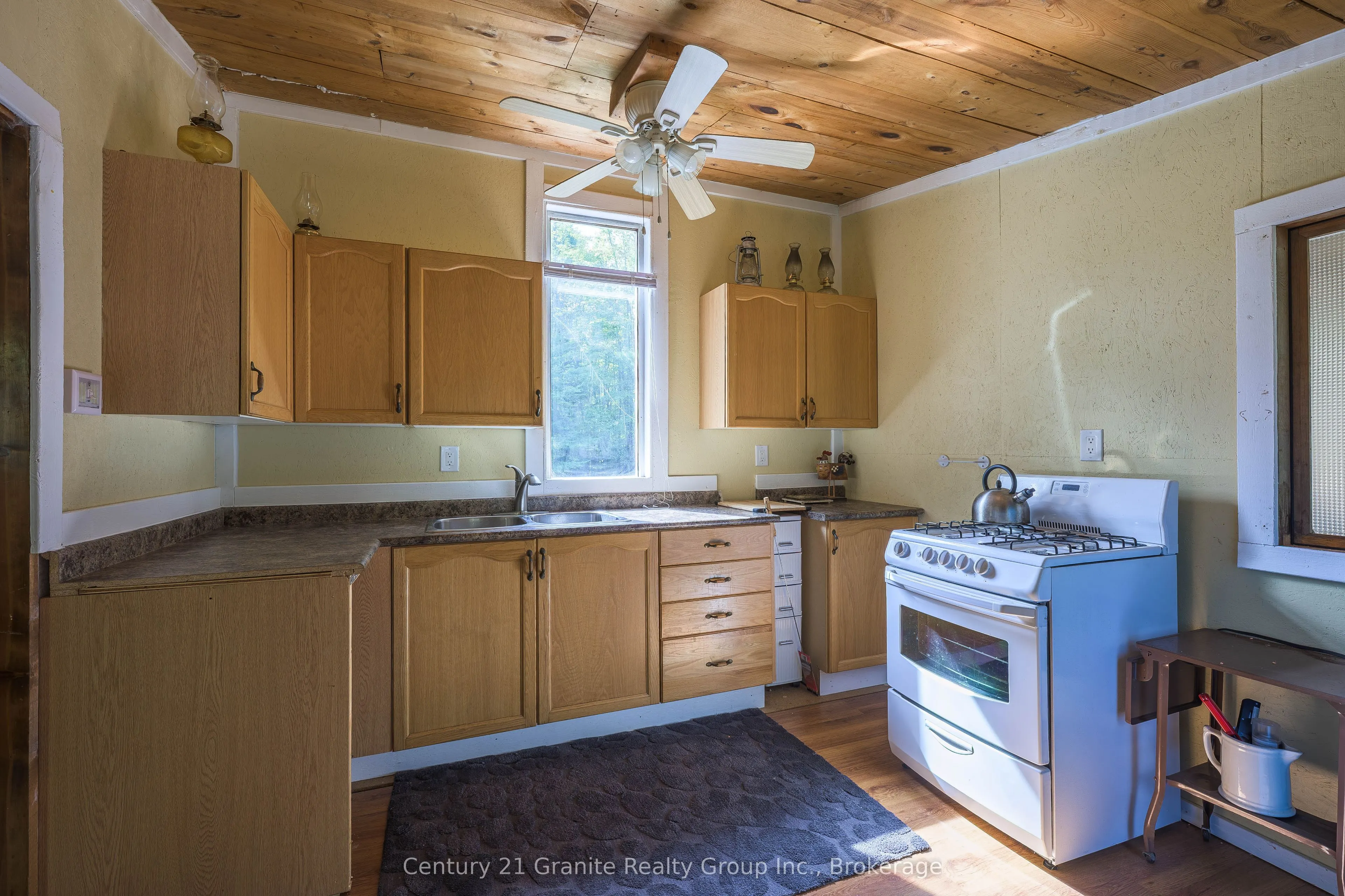 1453 Fleming Road