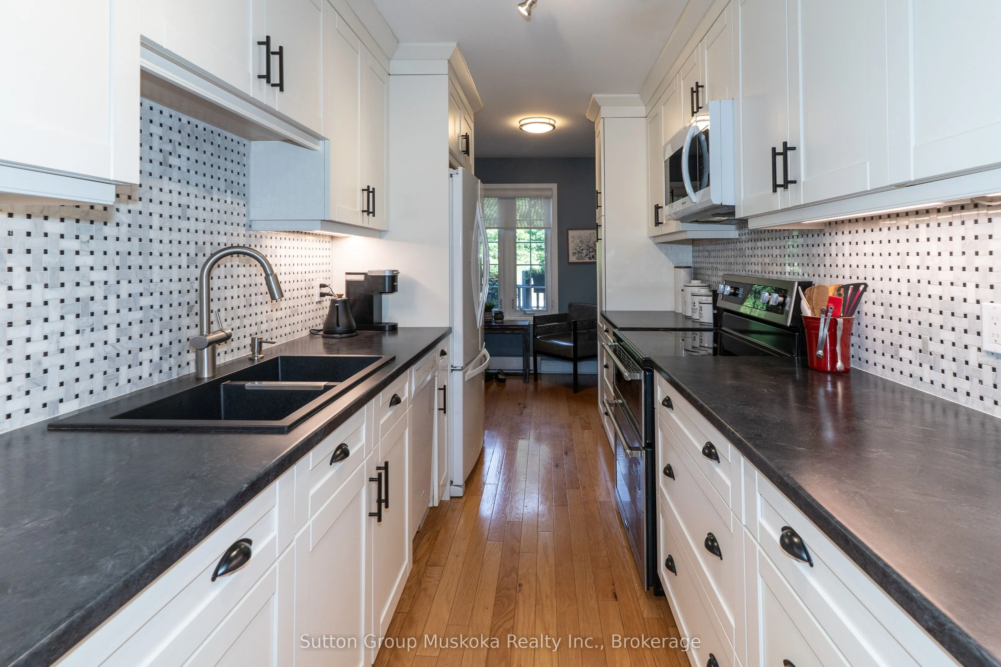 44 King William Street #4