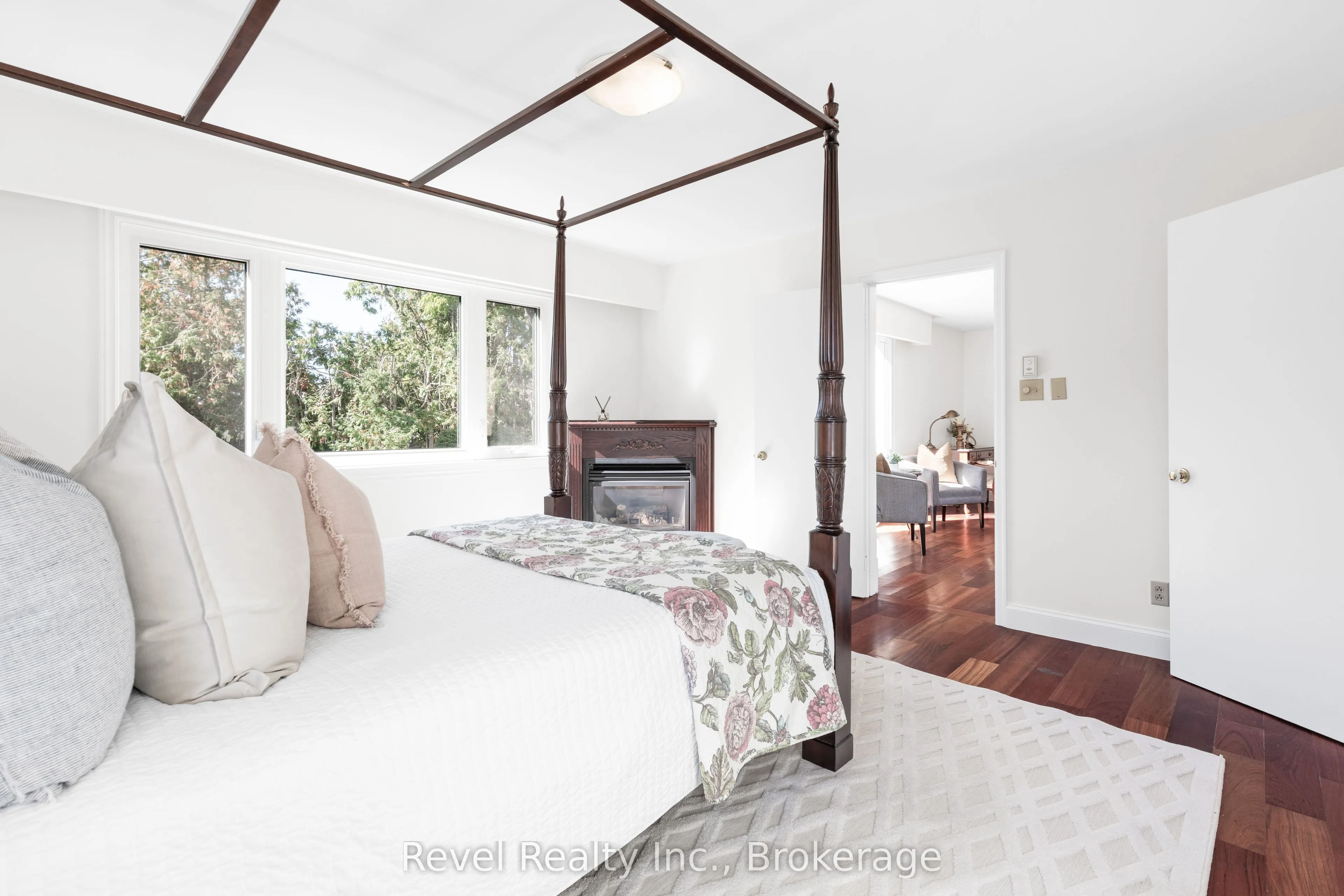 13 Sylvan Crescent