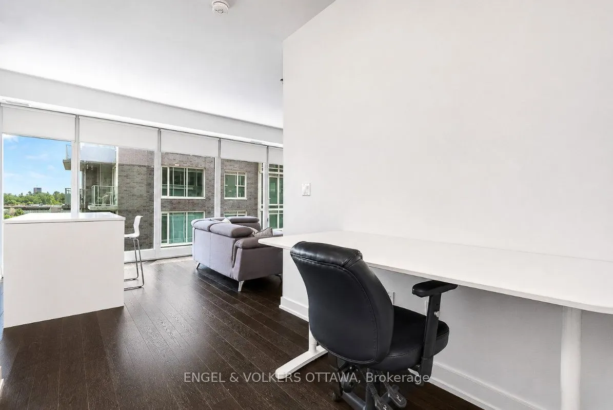111 Champagne Avenue S #610