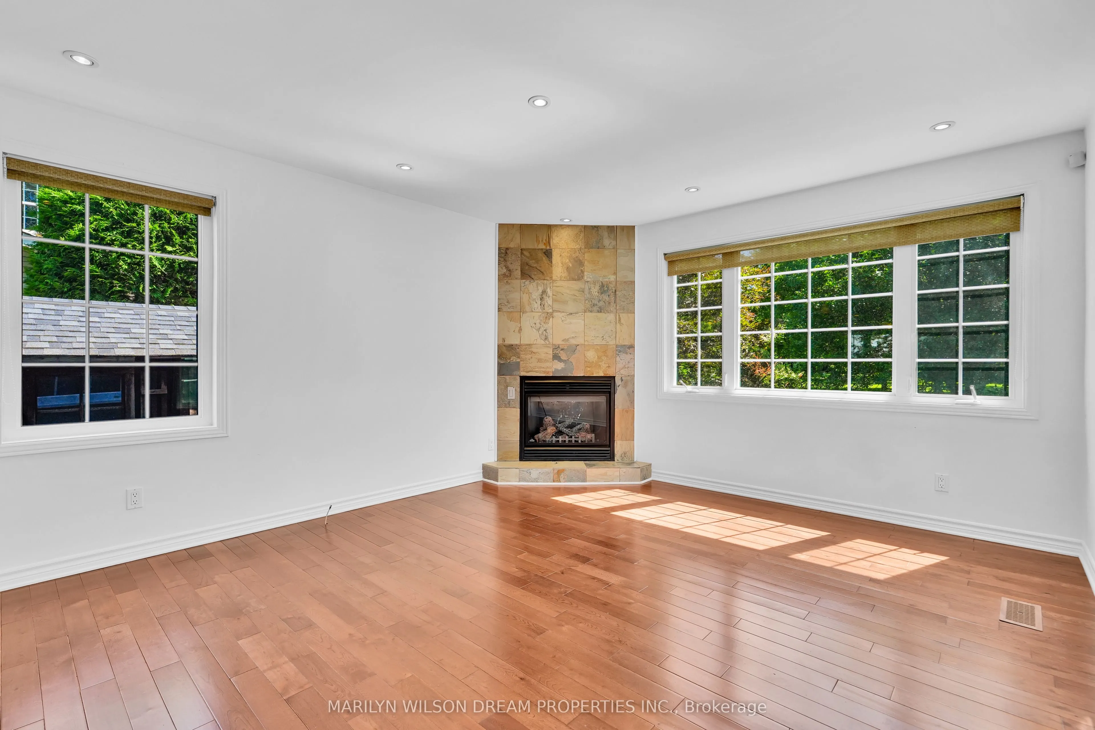 24 Bedford Crescent