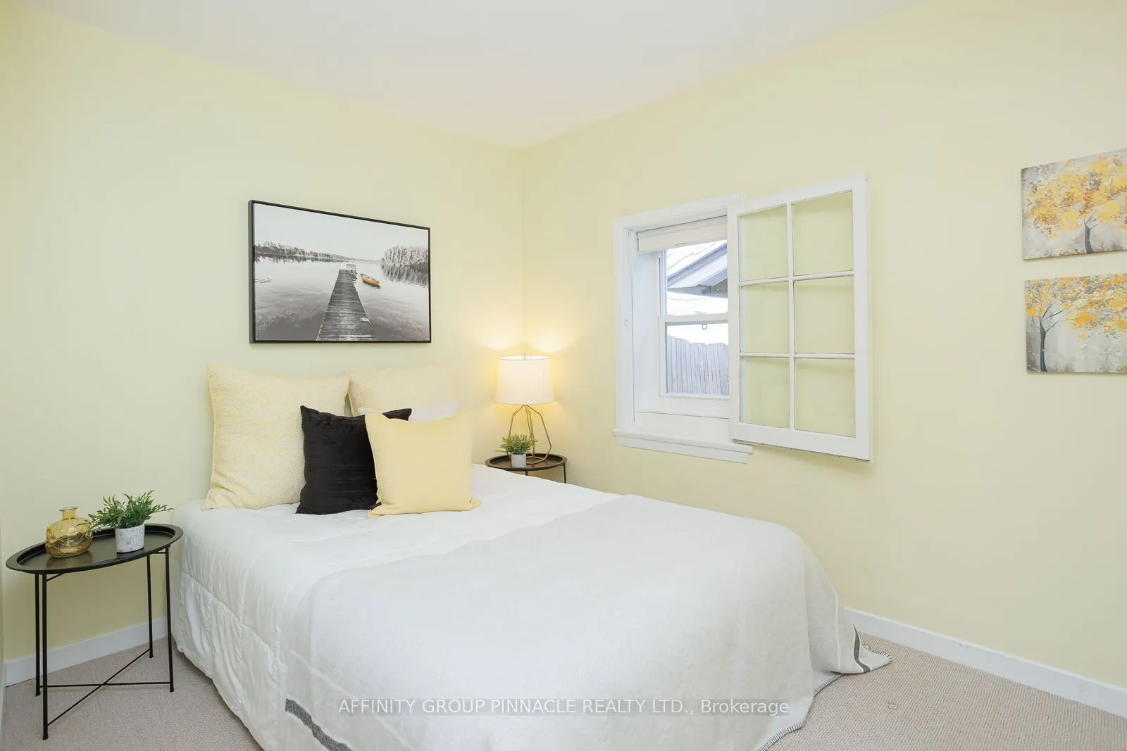 14 Oriole Road