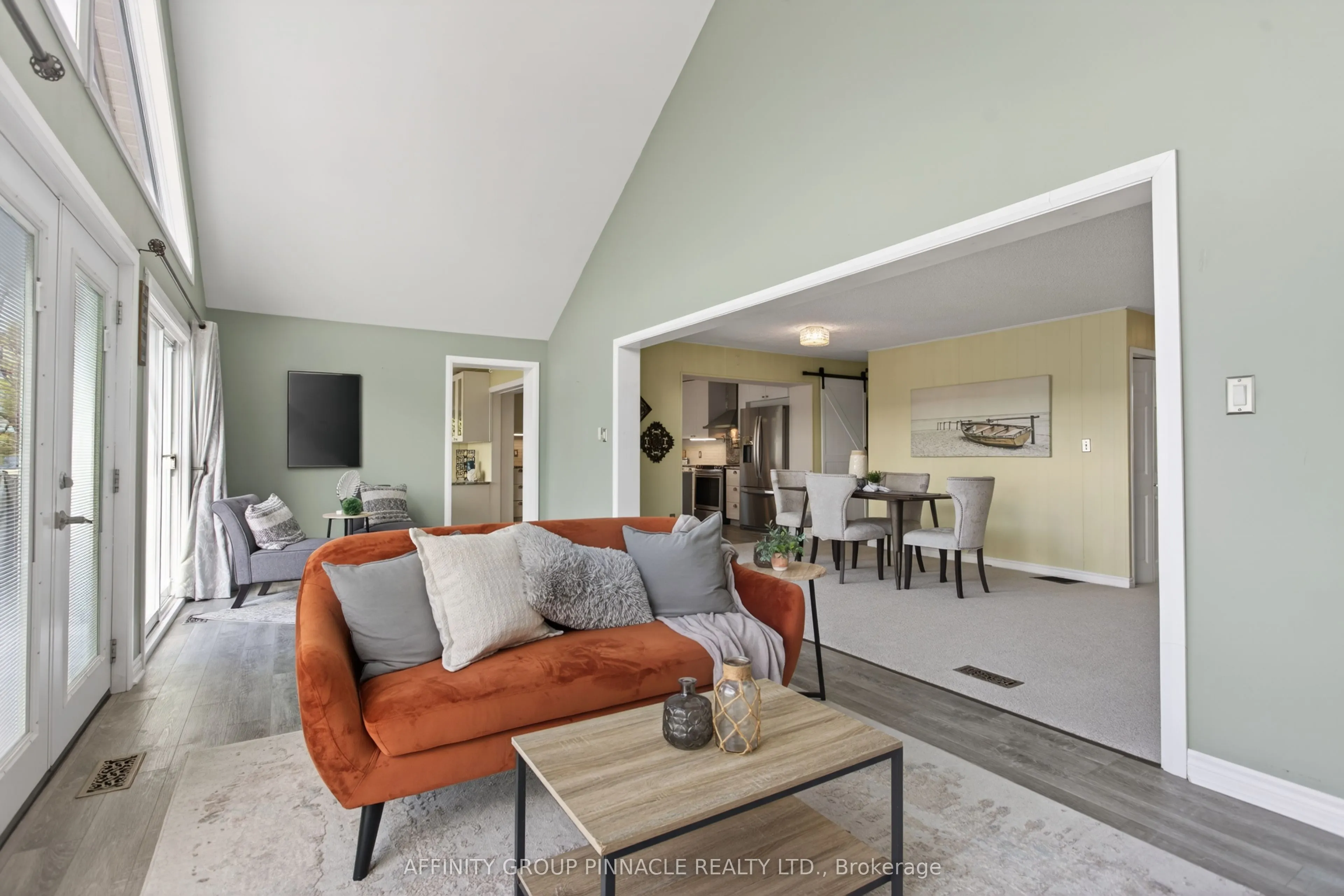 14 Oriole Road