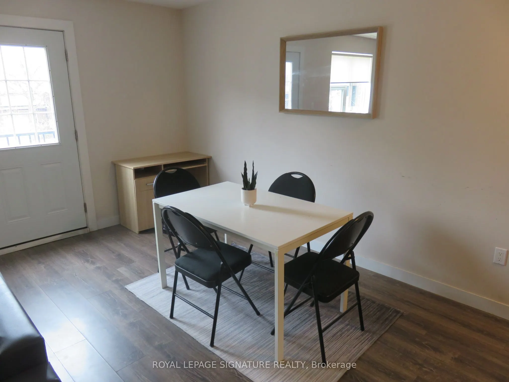 288 Albert Street #216