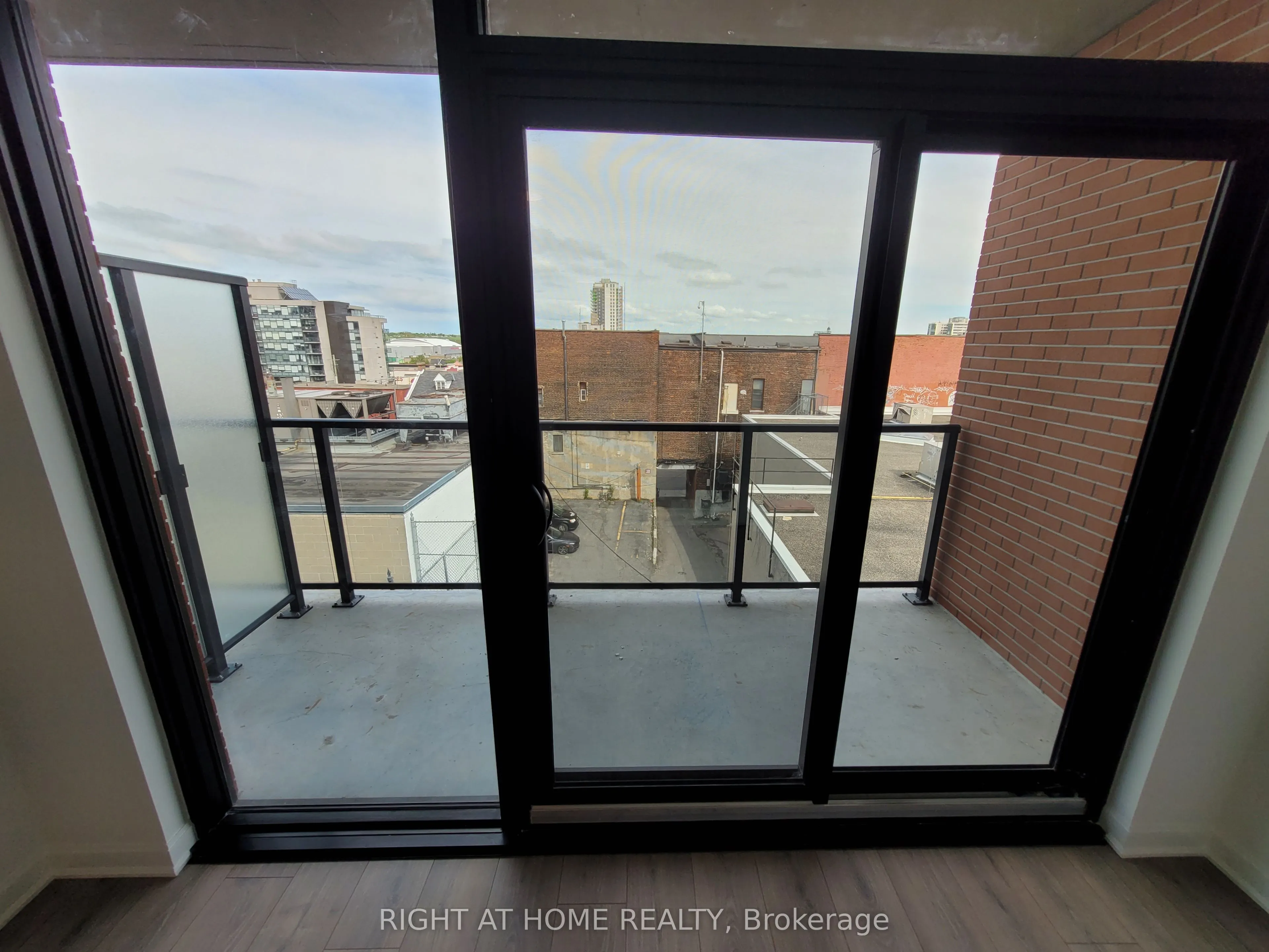 223 Princess Street #406