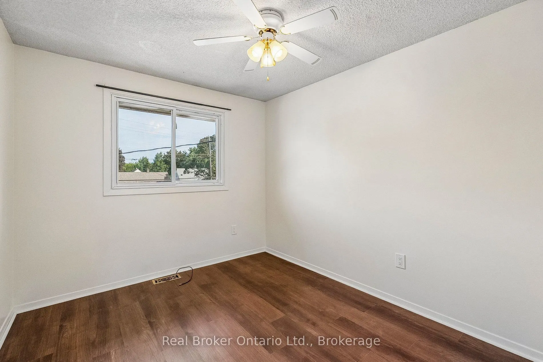 310 Linwell Road #1/2