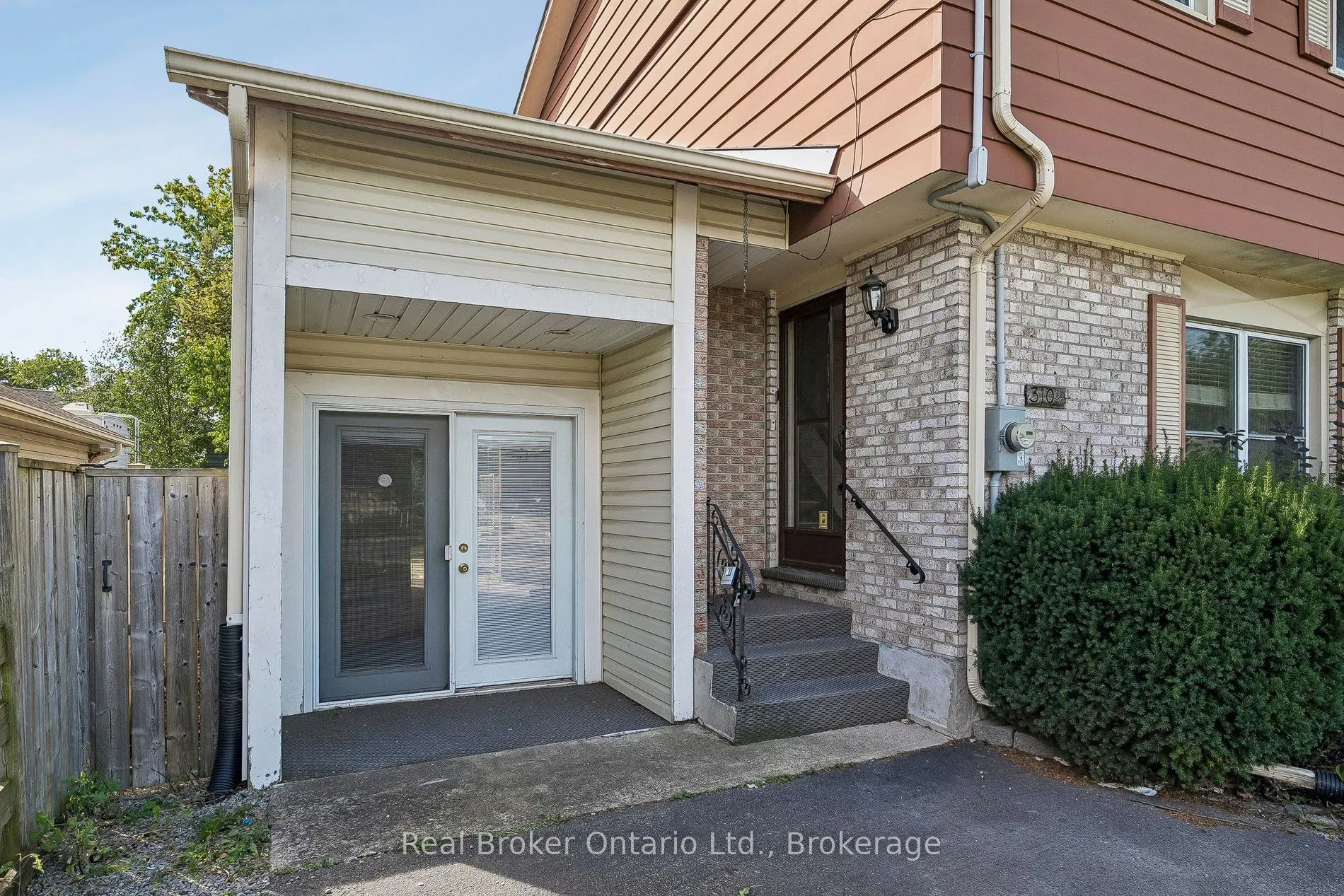 310 Linwell Road #1/2