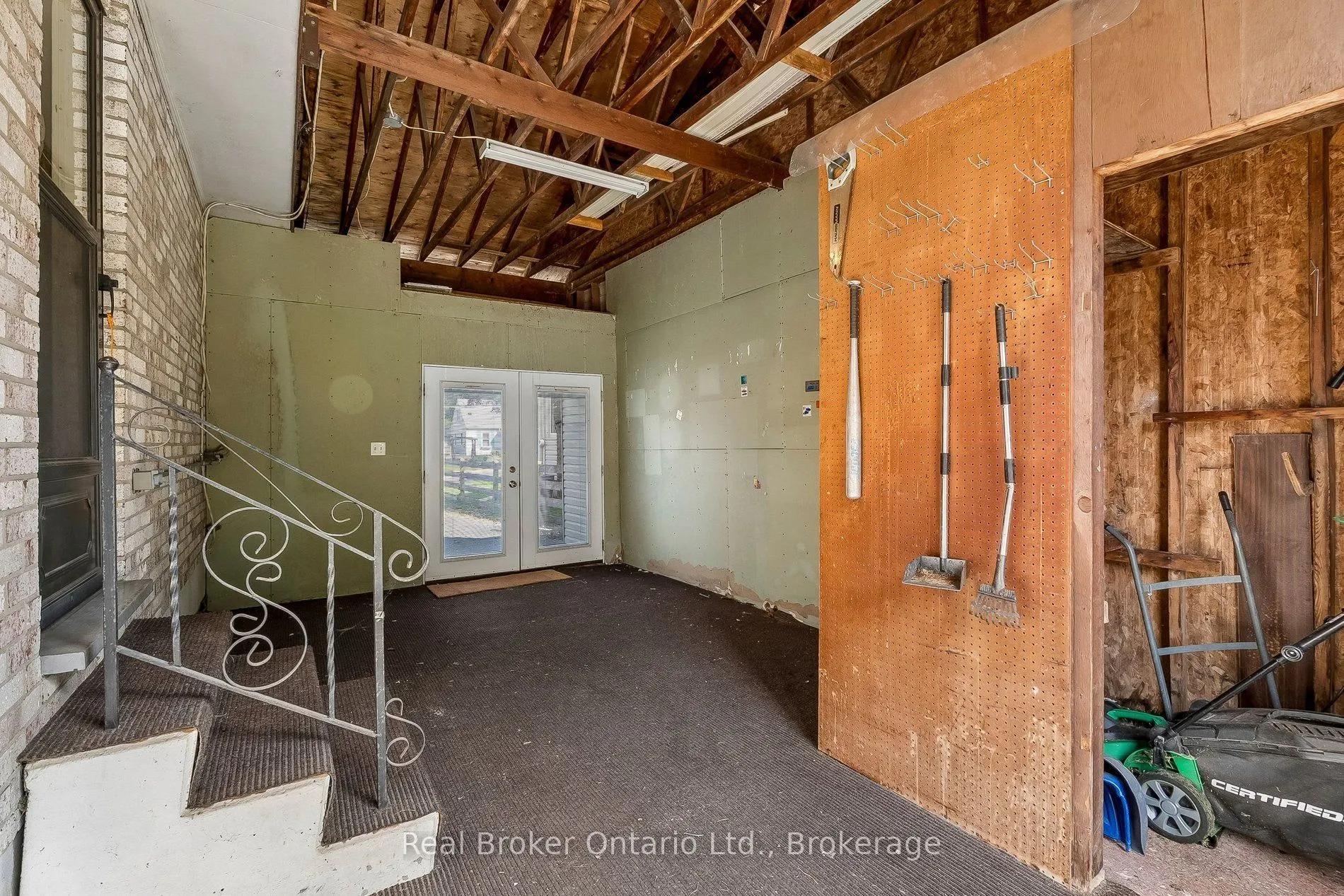310 Linwell Road #1/2
