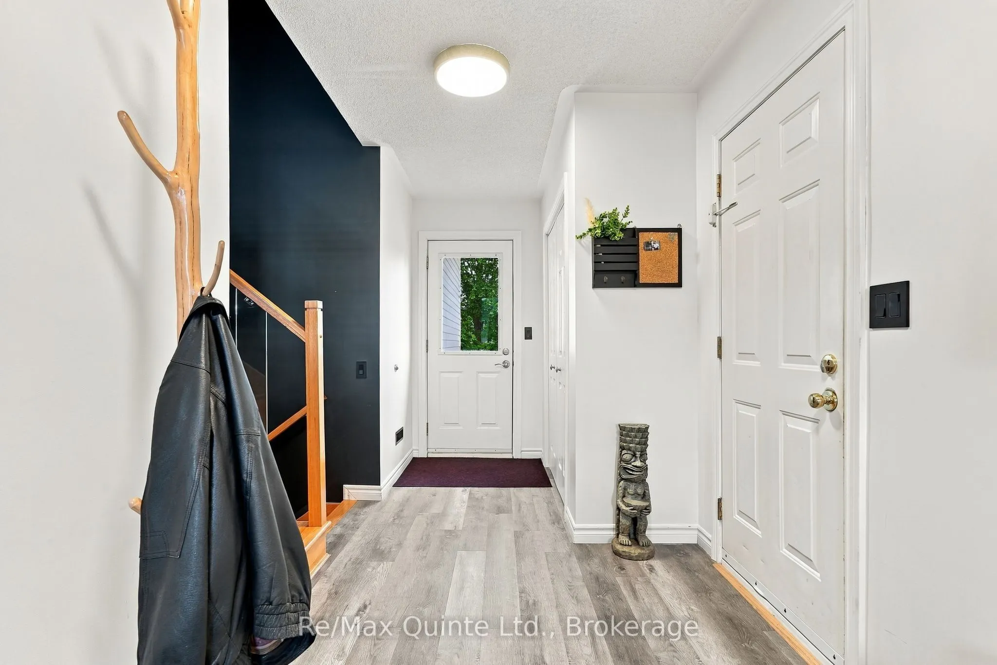 111 Cannifton Road N