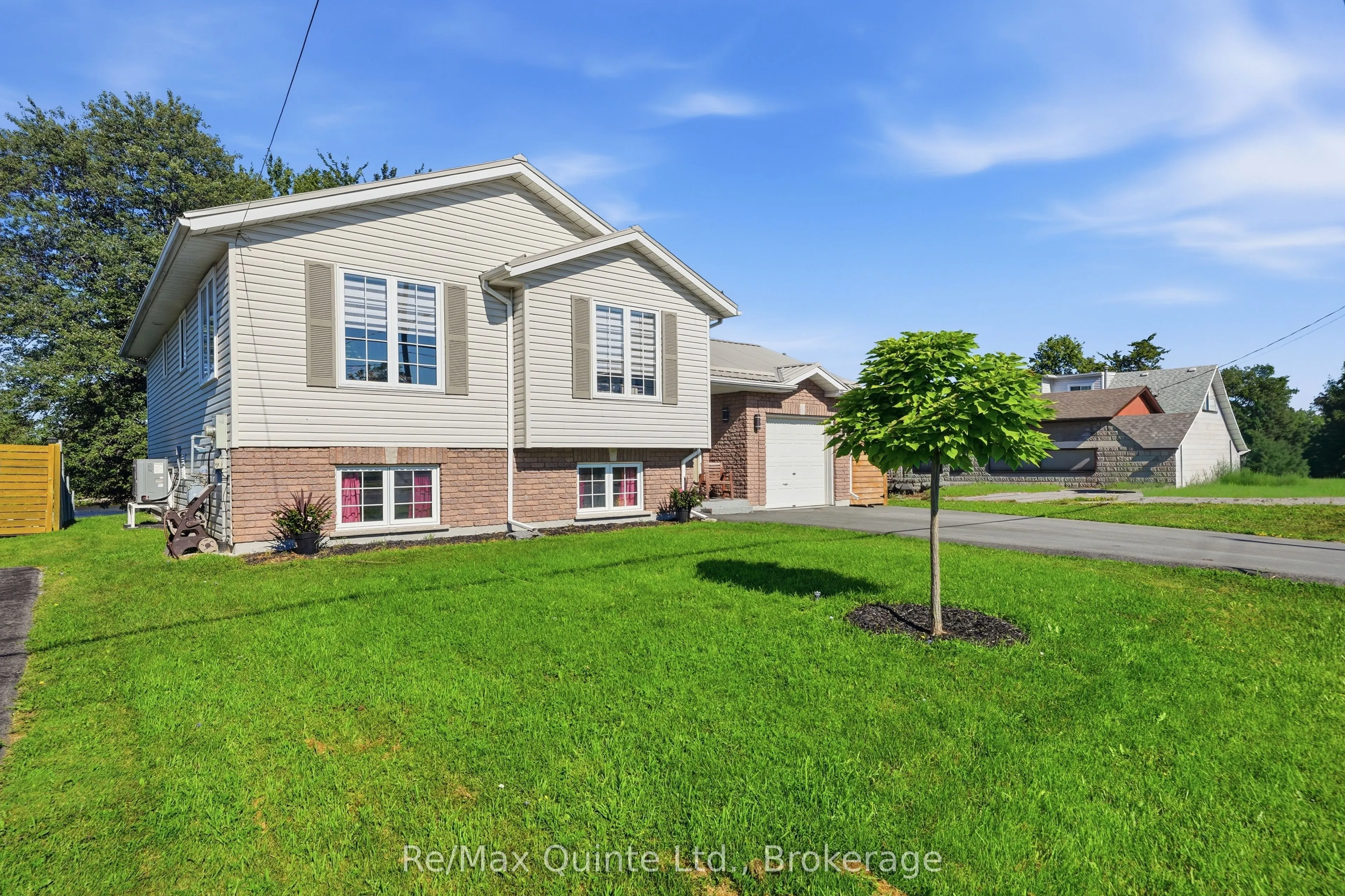 111 Cannifton Road N
