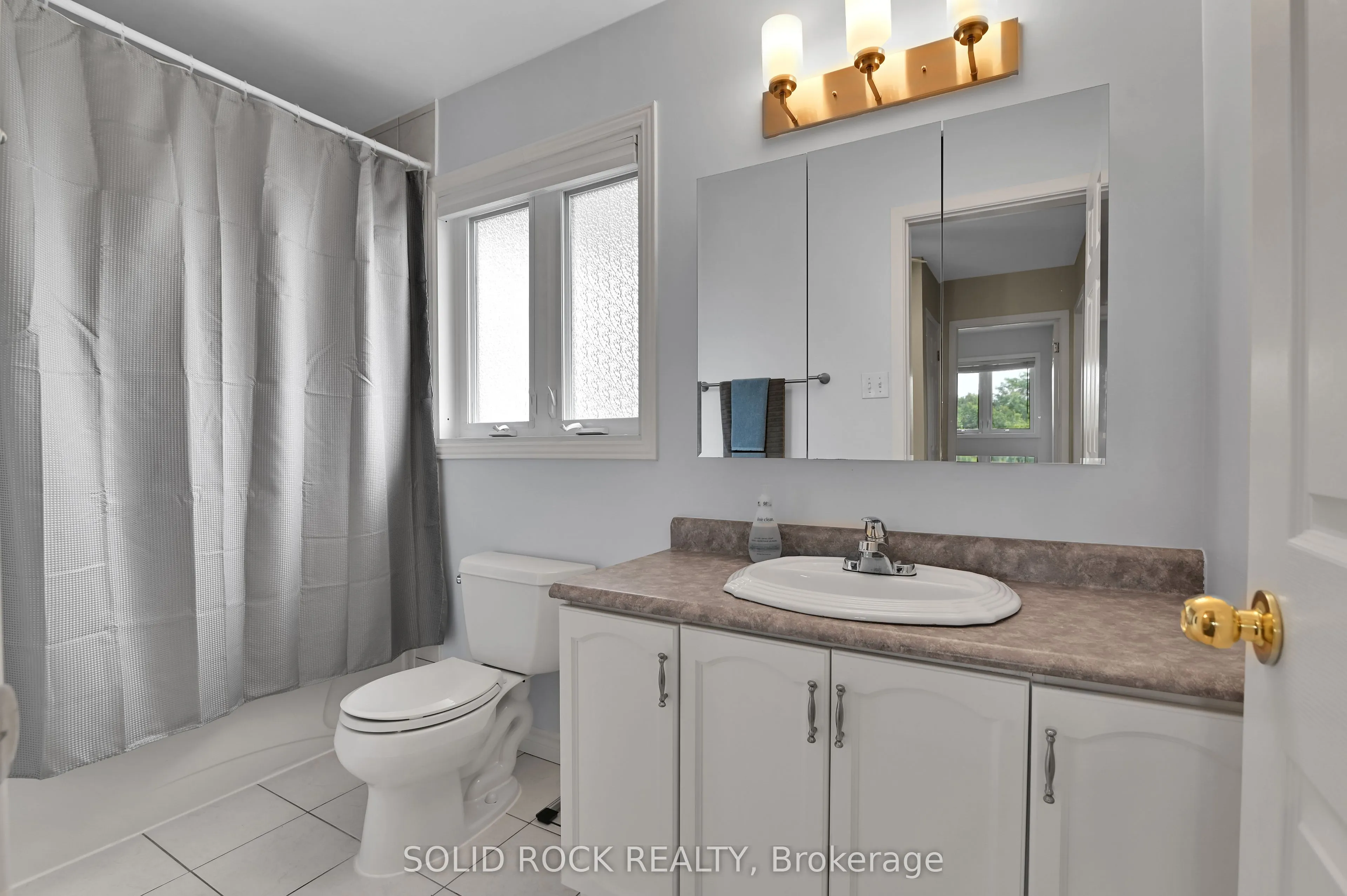 253 Cote-Royale Crescent