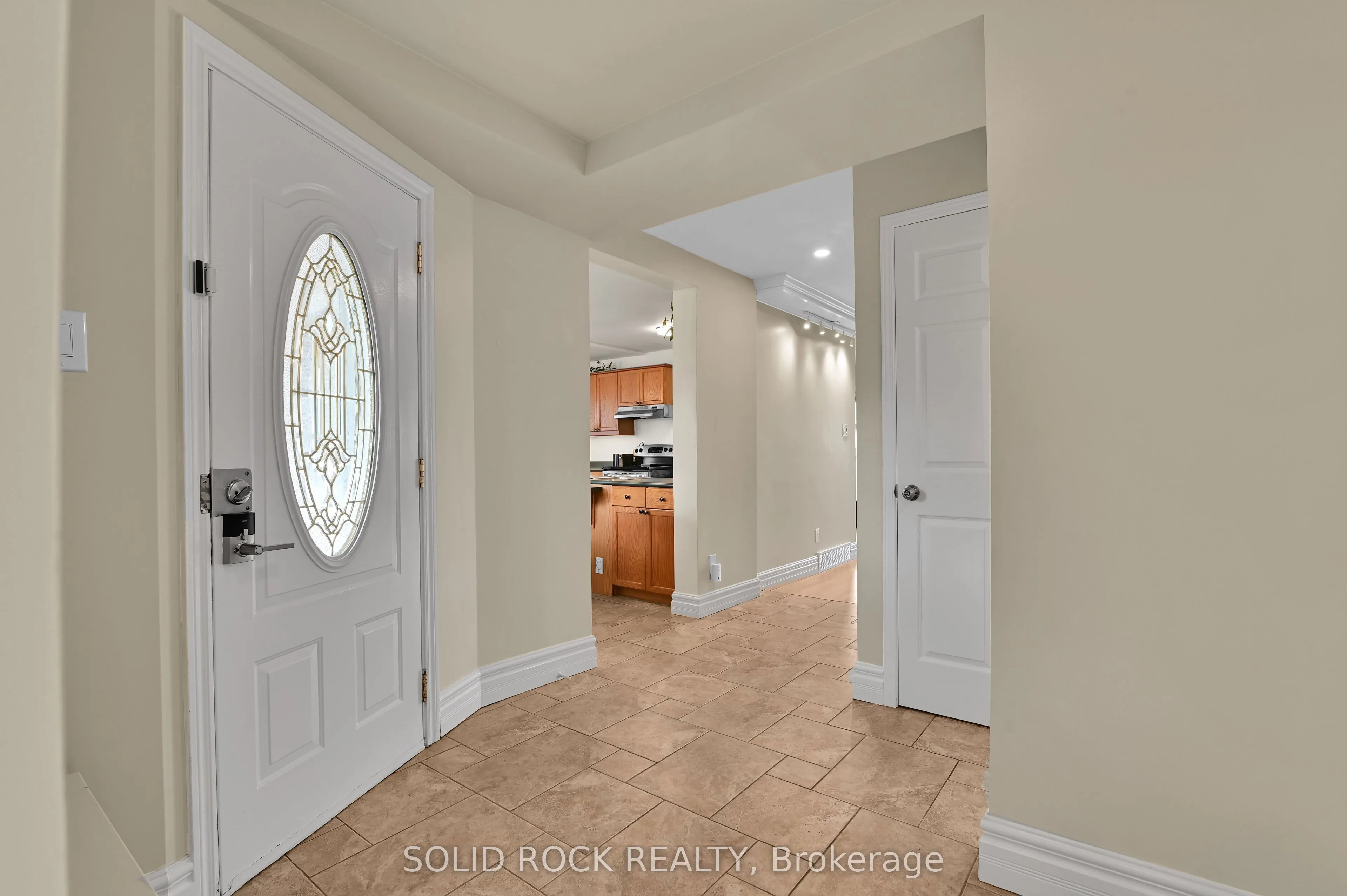 253 Cote-Royale Crescent