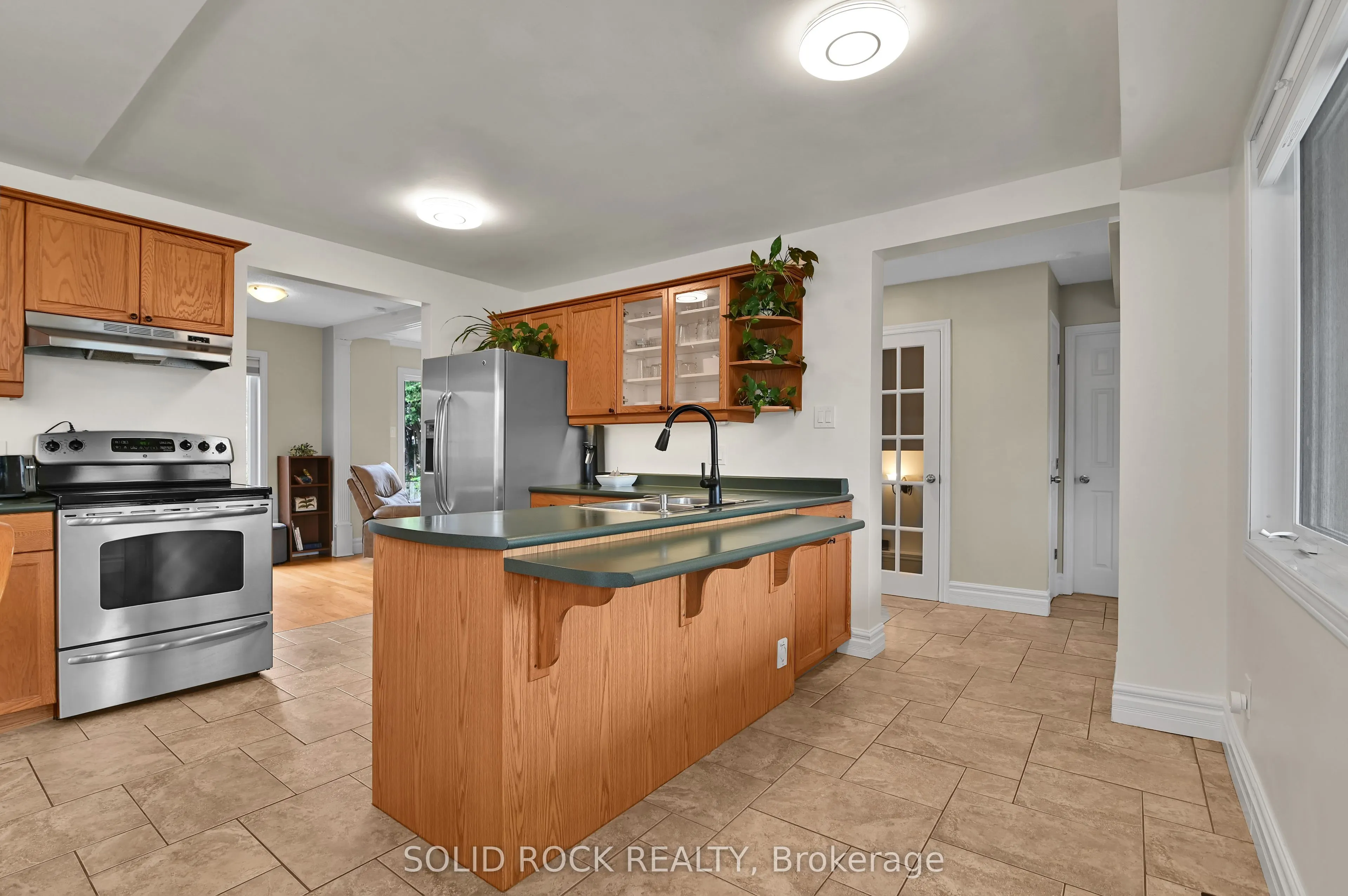 253 Cote-Royale Crescent