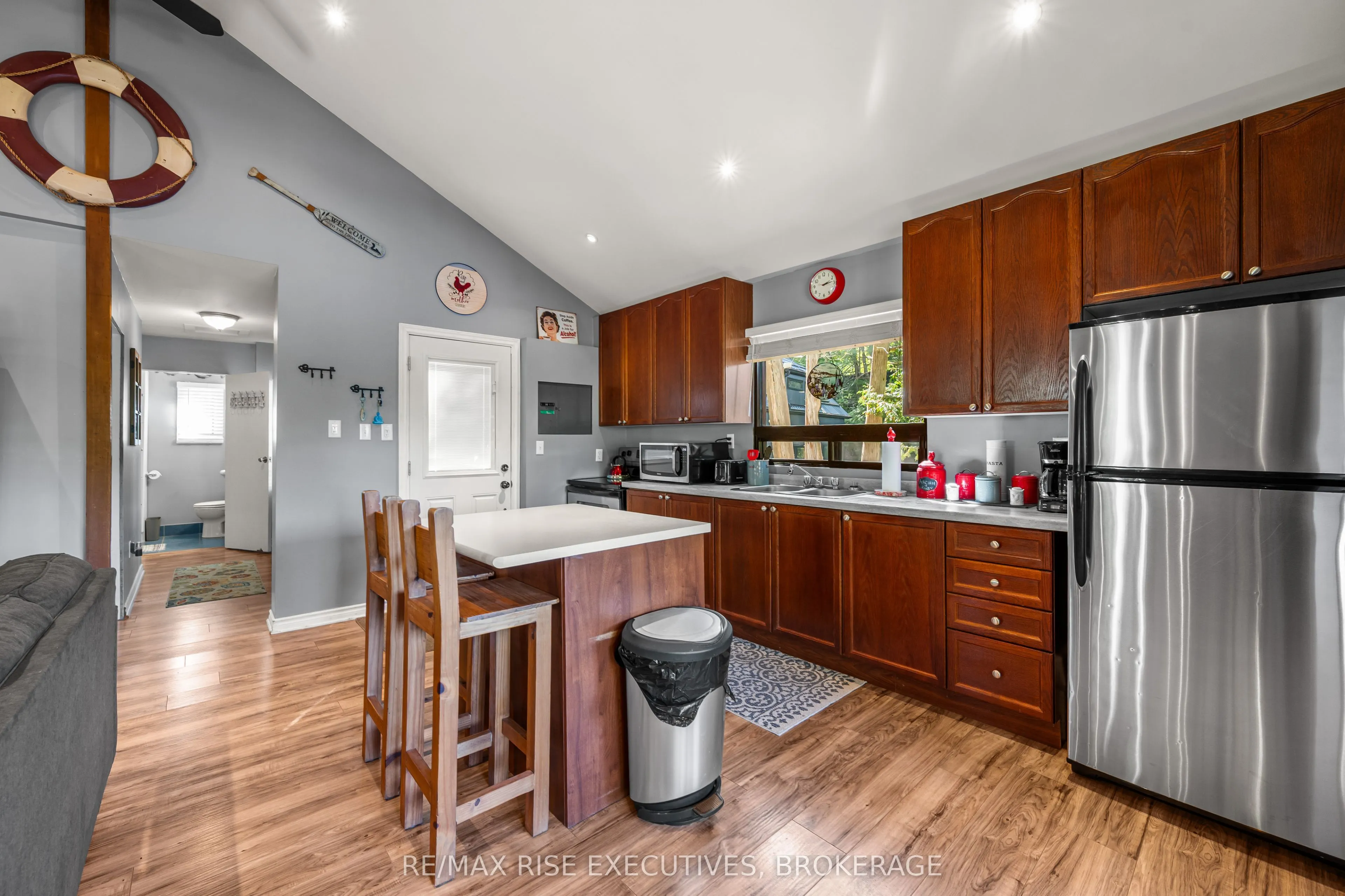 1123 Willys Lane