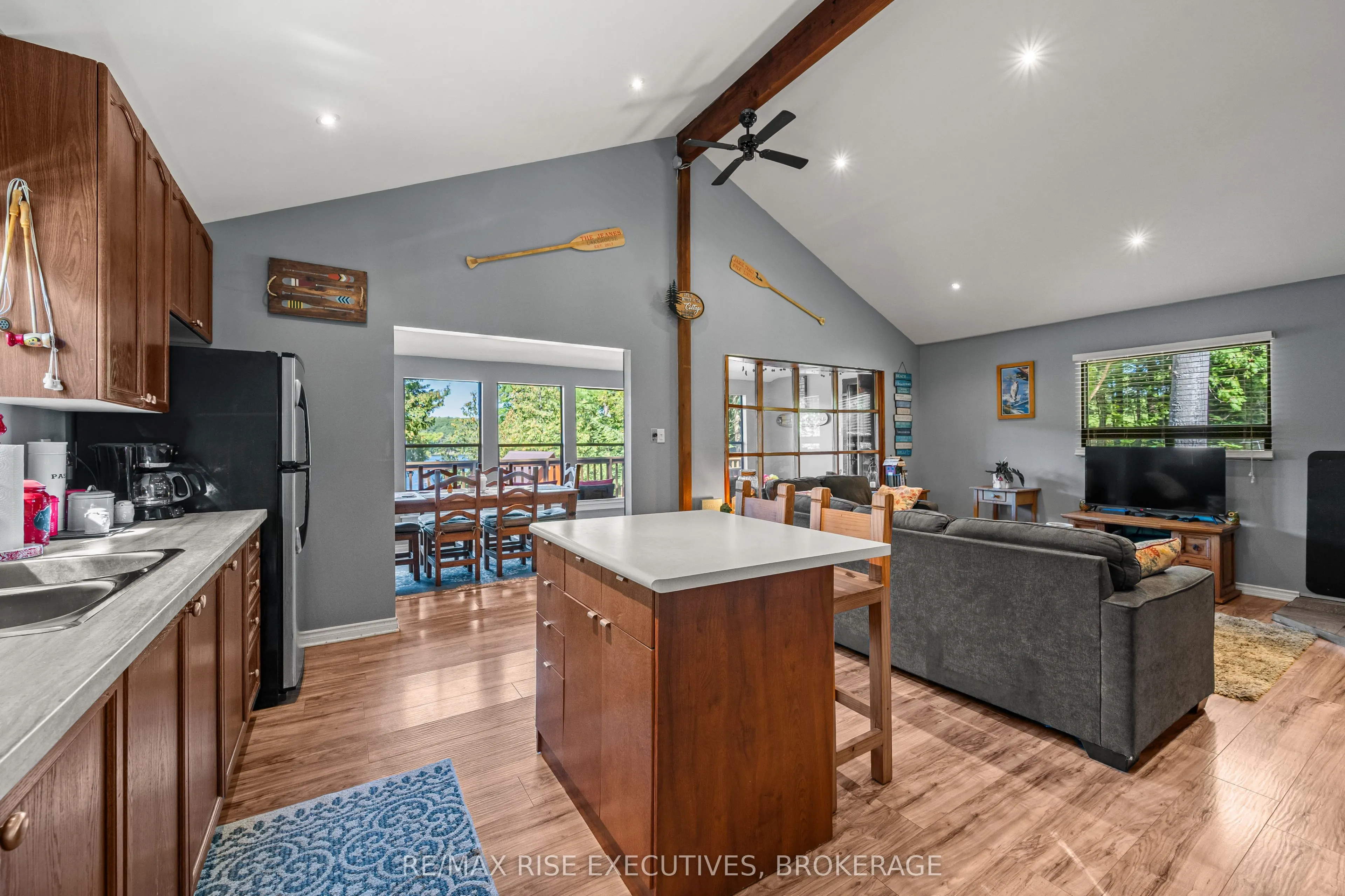 1123 Willys Lane