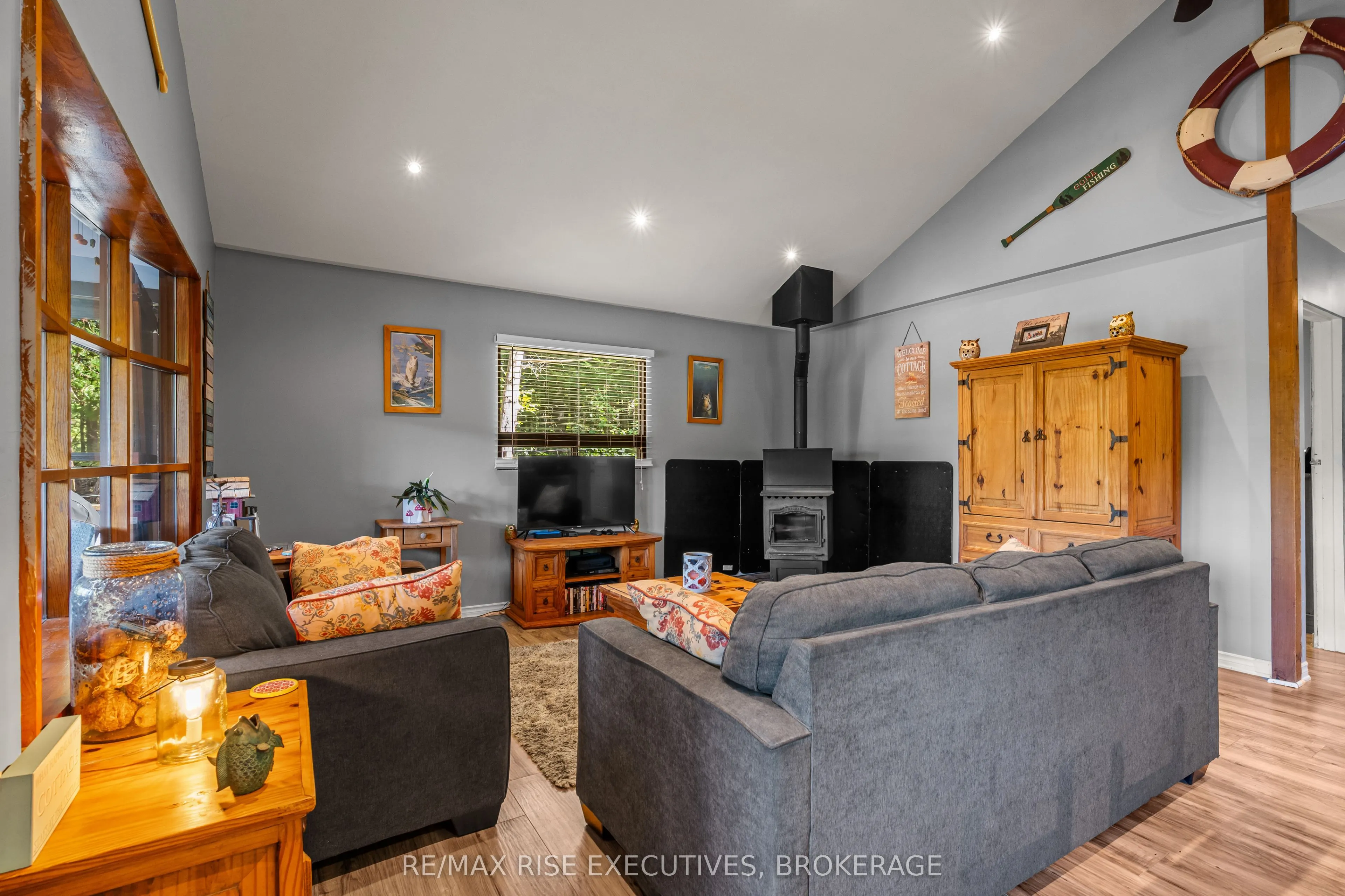1123 Willys Lane