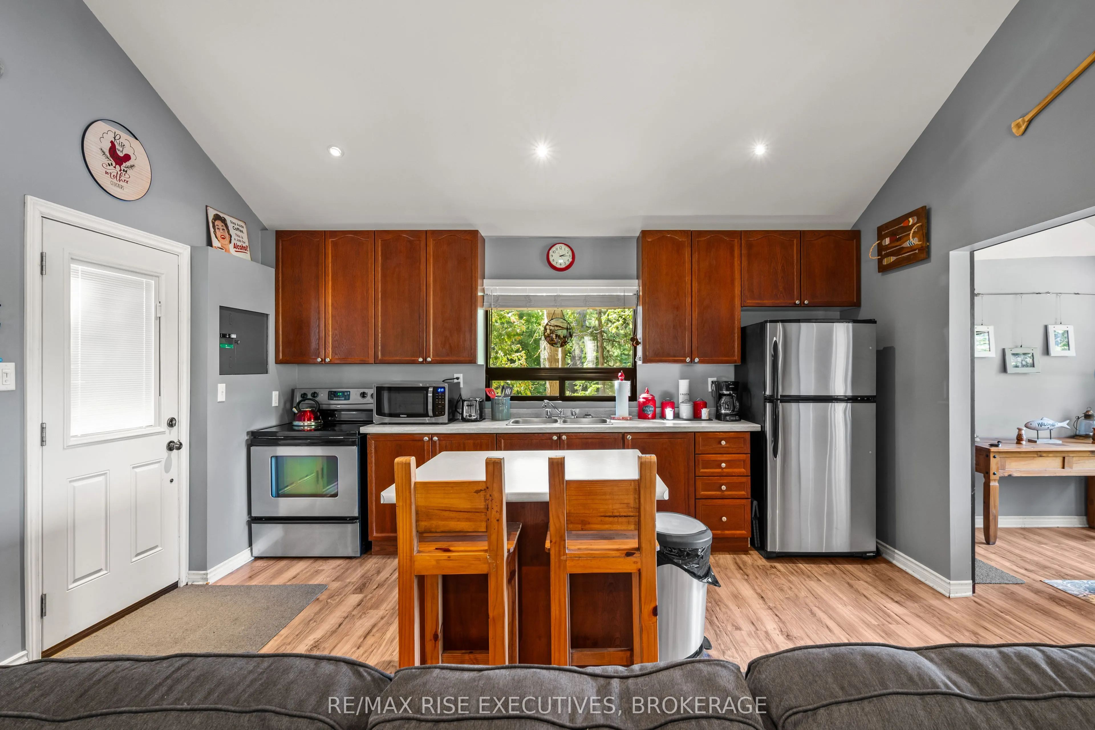 1123 Willys Lane