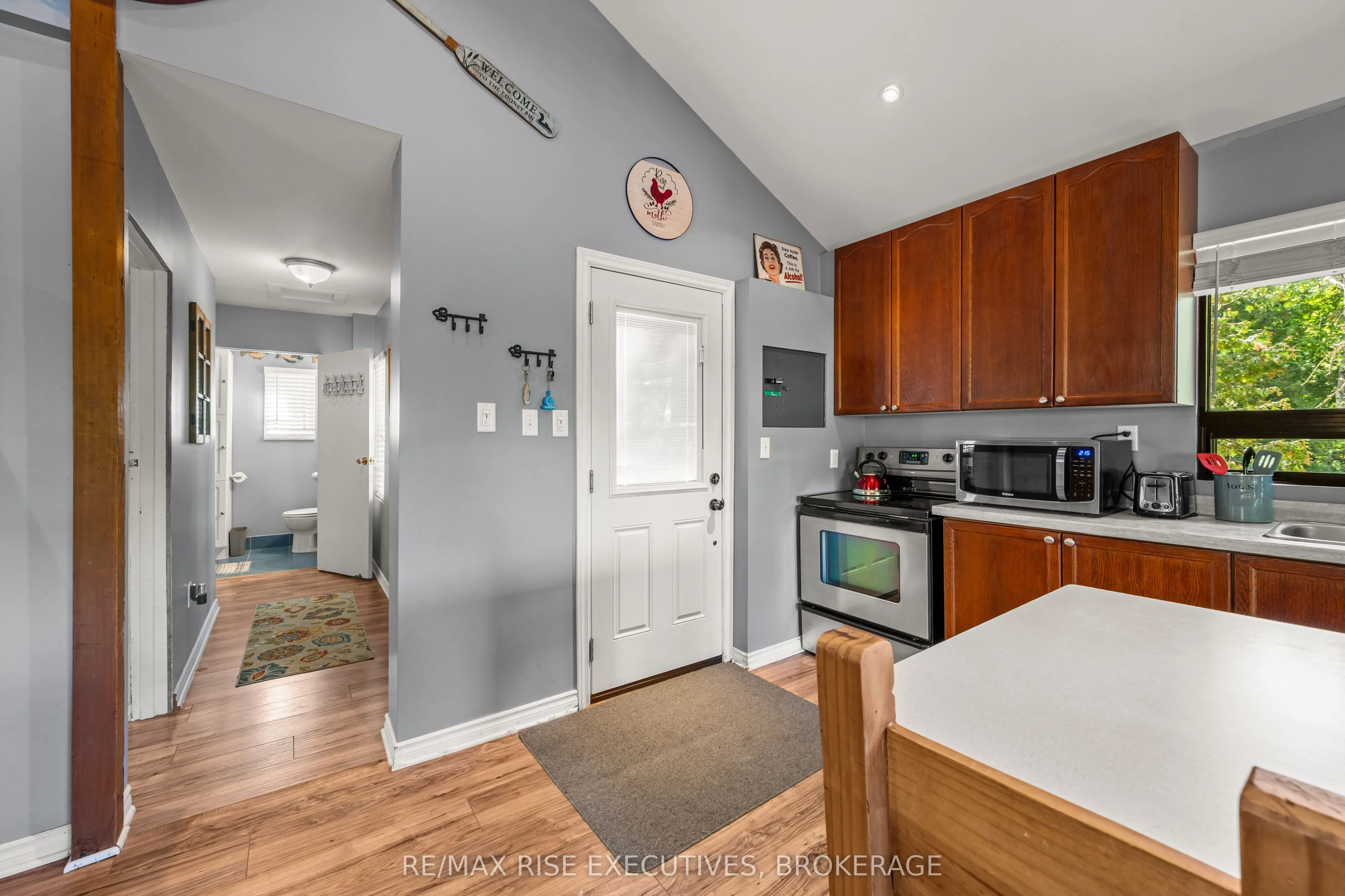 1123 Willys Lane