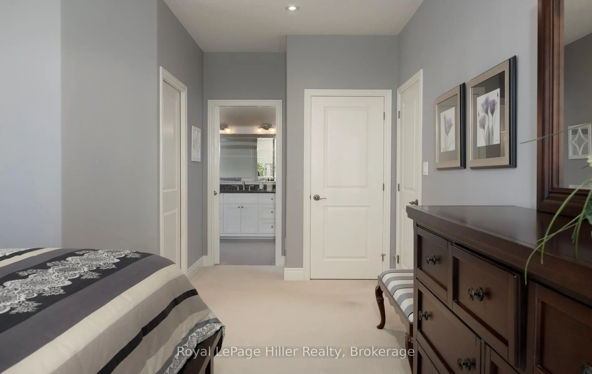 2 Findlay Place