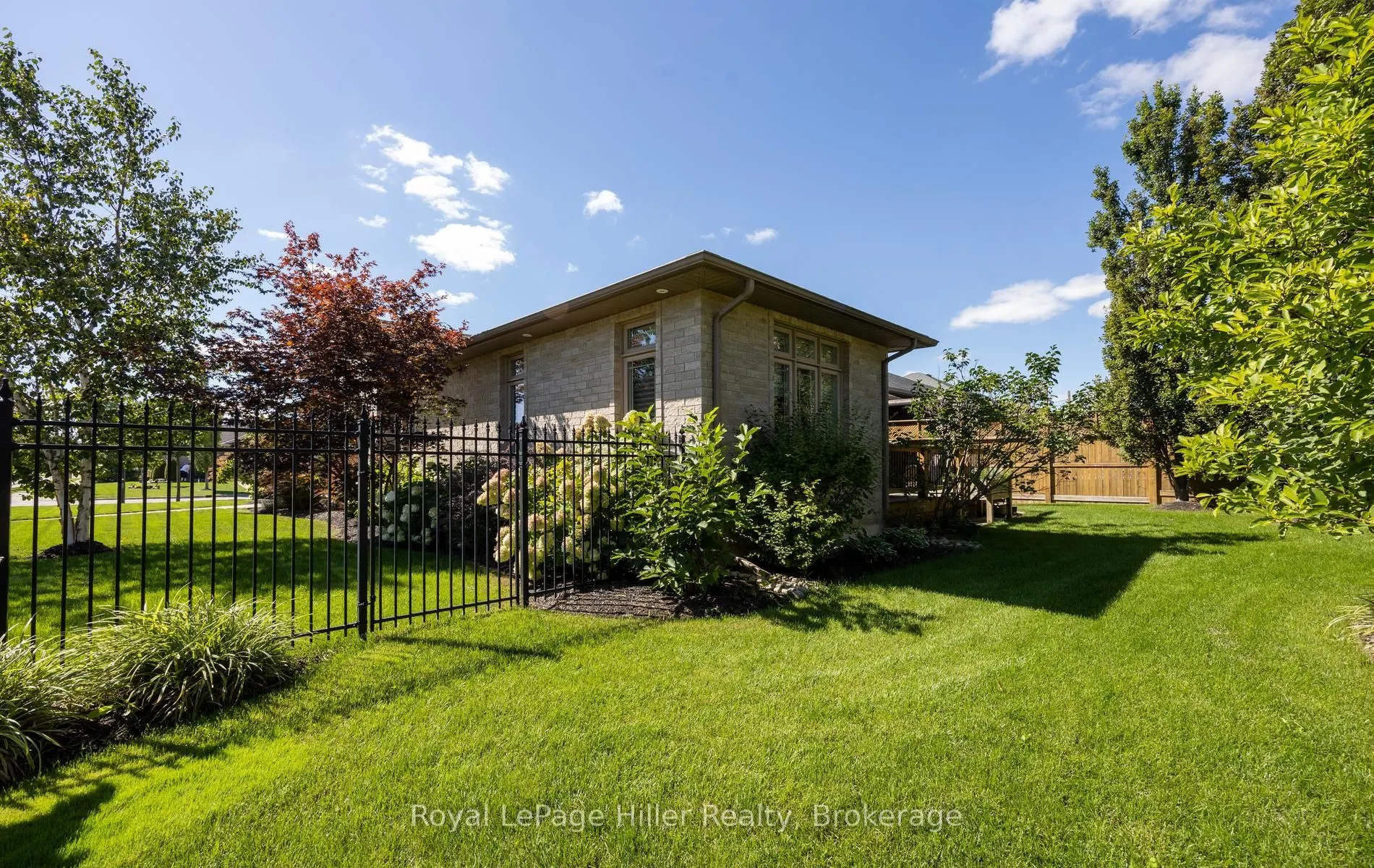 2 Findlay Place