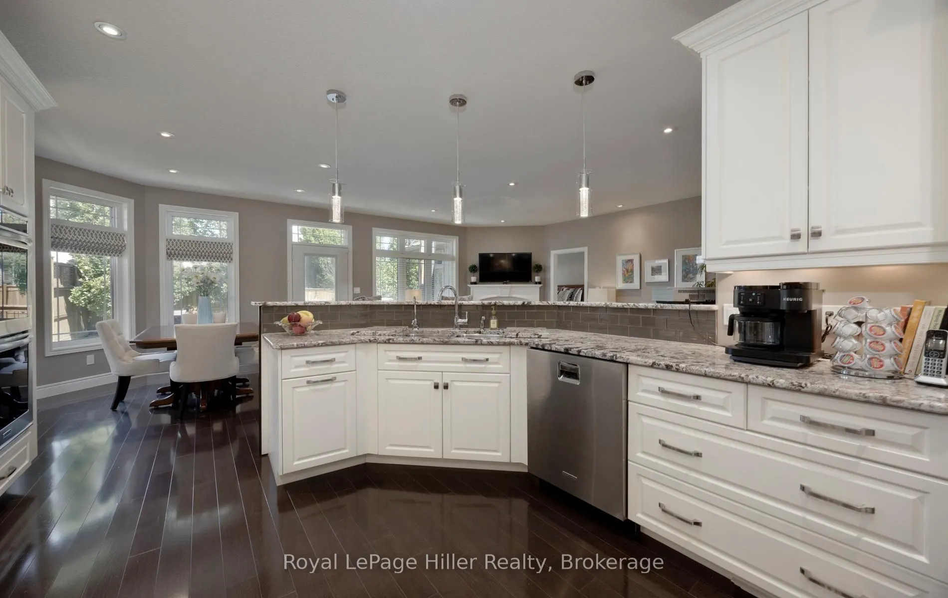 2 Findlay Place