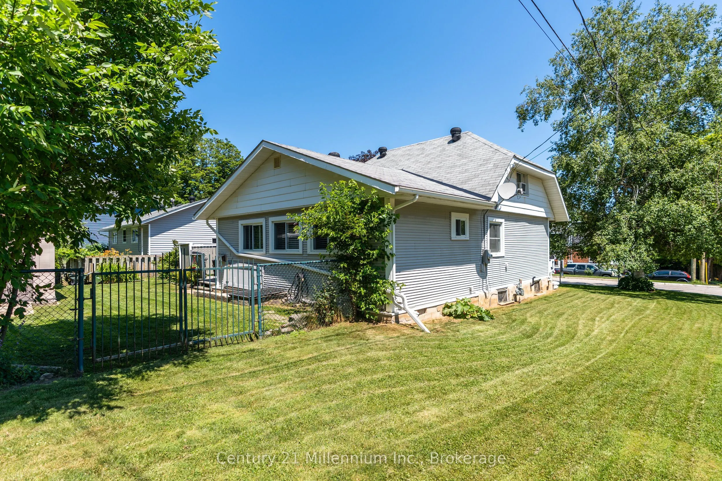 1712 5th Avenue W