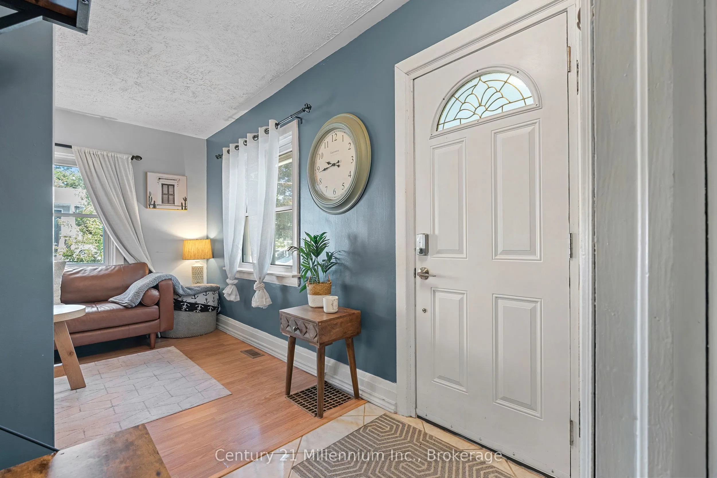 1712 5th Avenue W