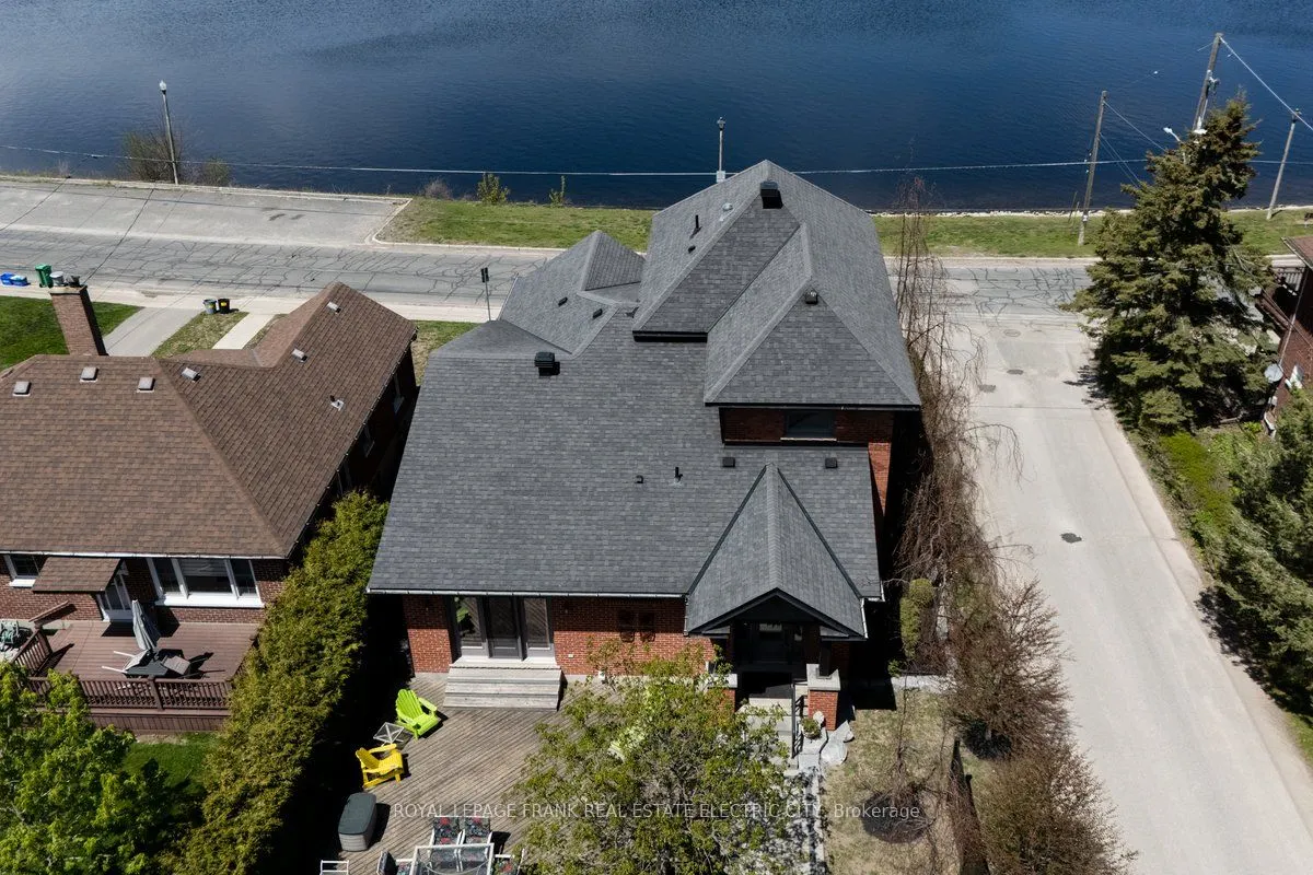 97 Crescent Street