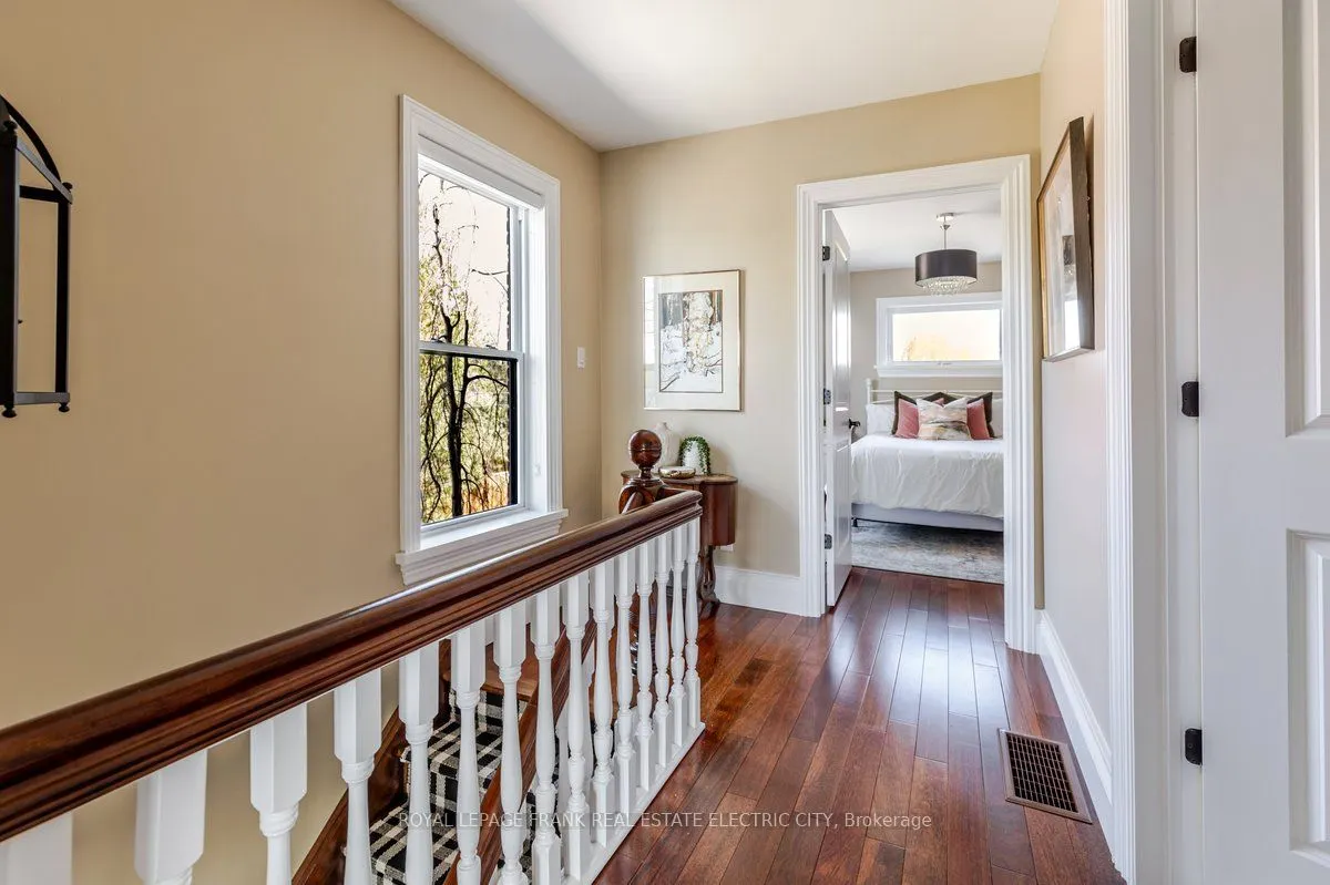 97 Crescent Street