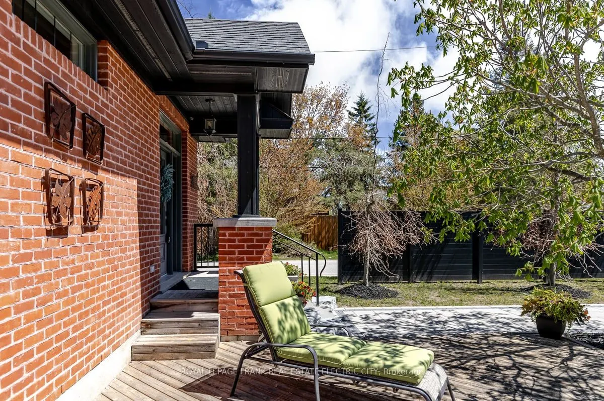 97 Crescent Street