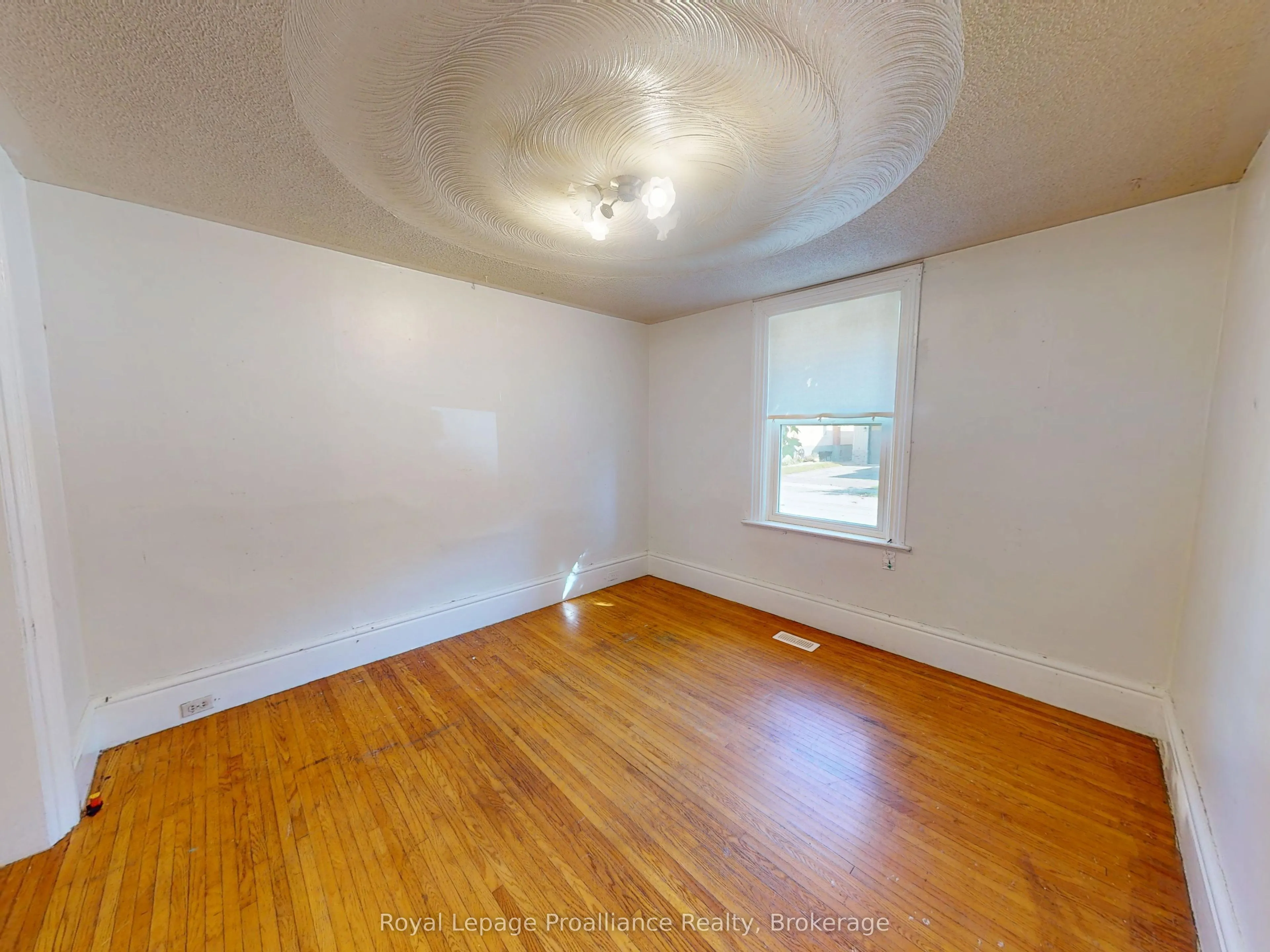 166 Burnham Street