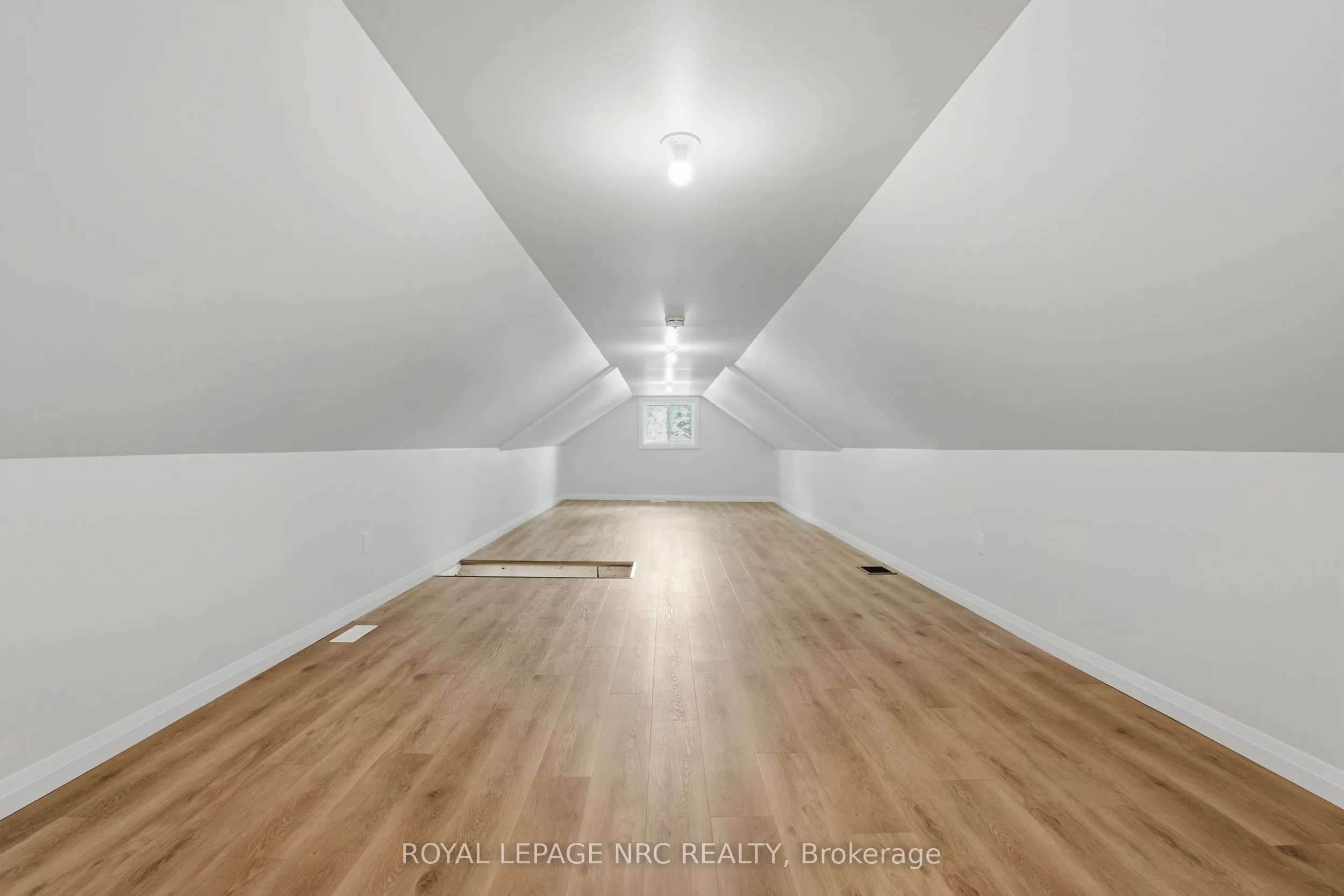 116 Dufferin Street