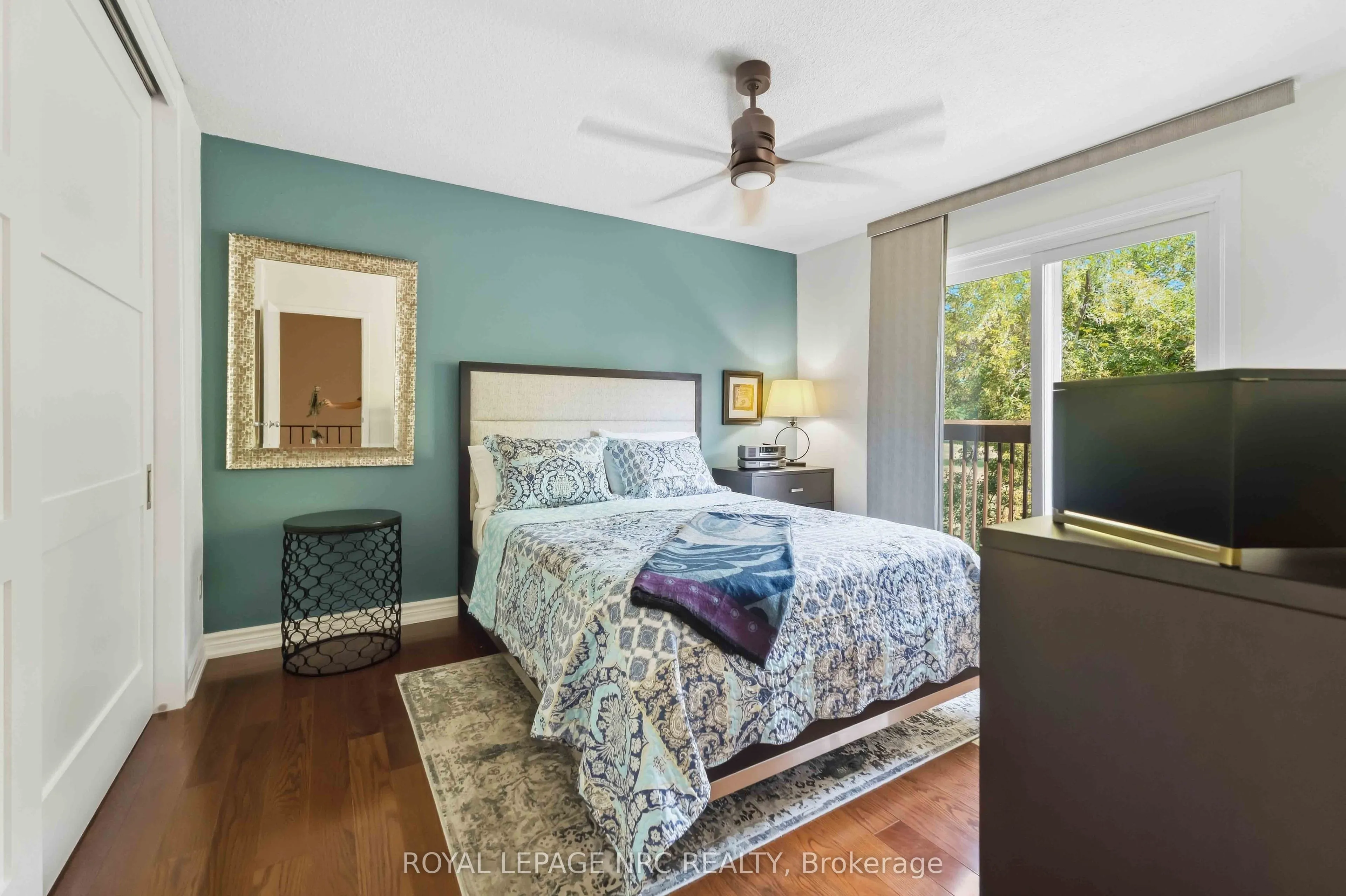 122 Lakeshore Road #43