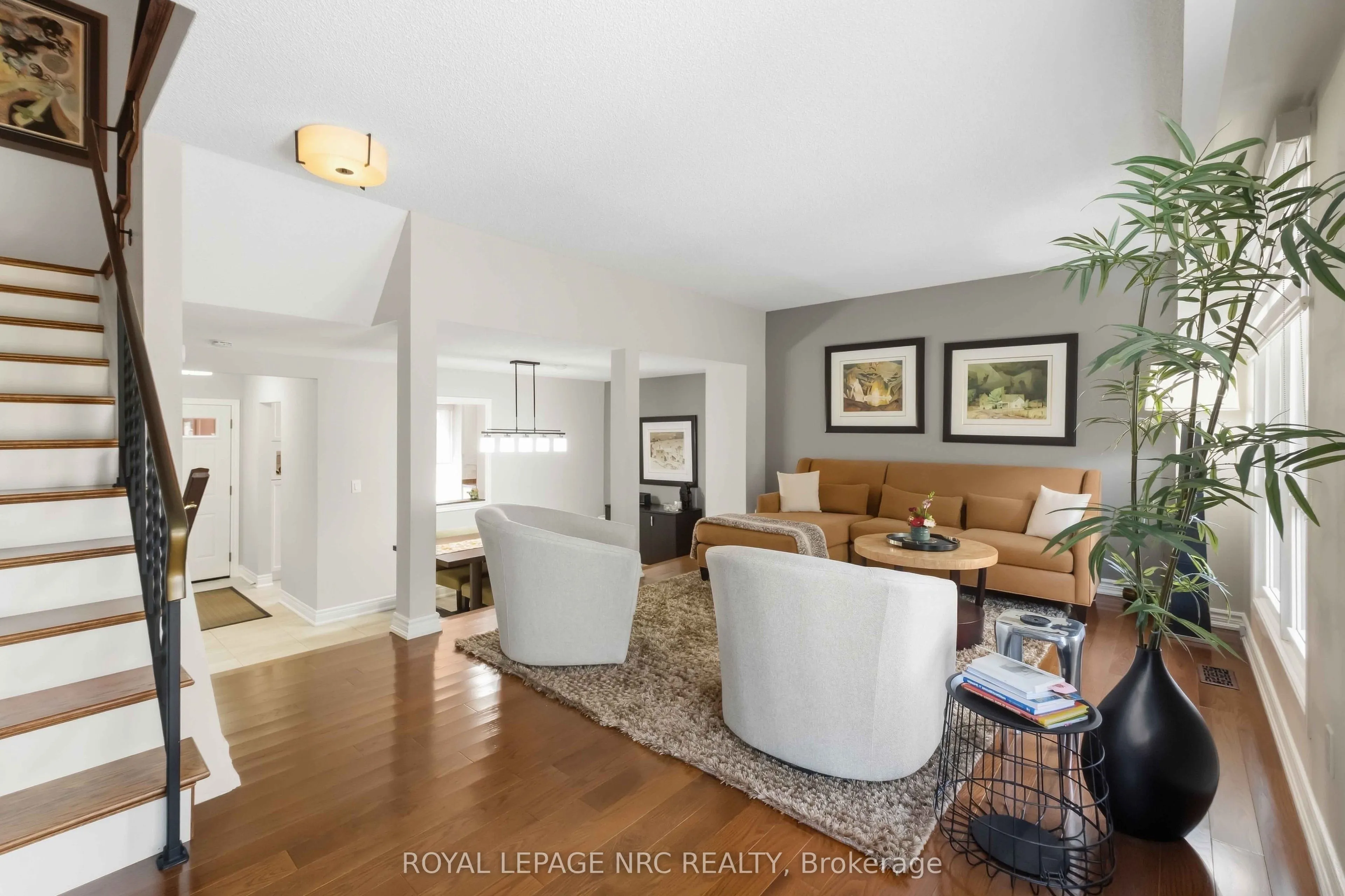 122 Lakeshore Road #43