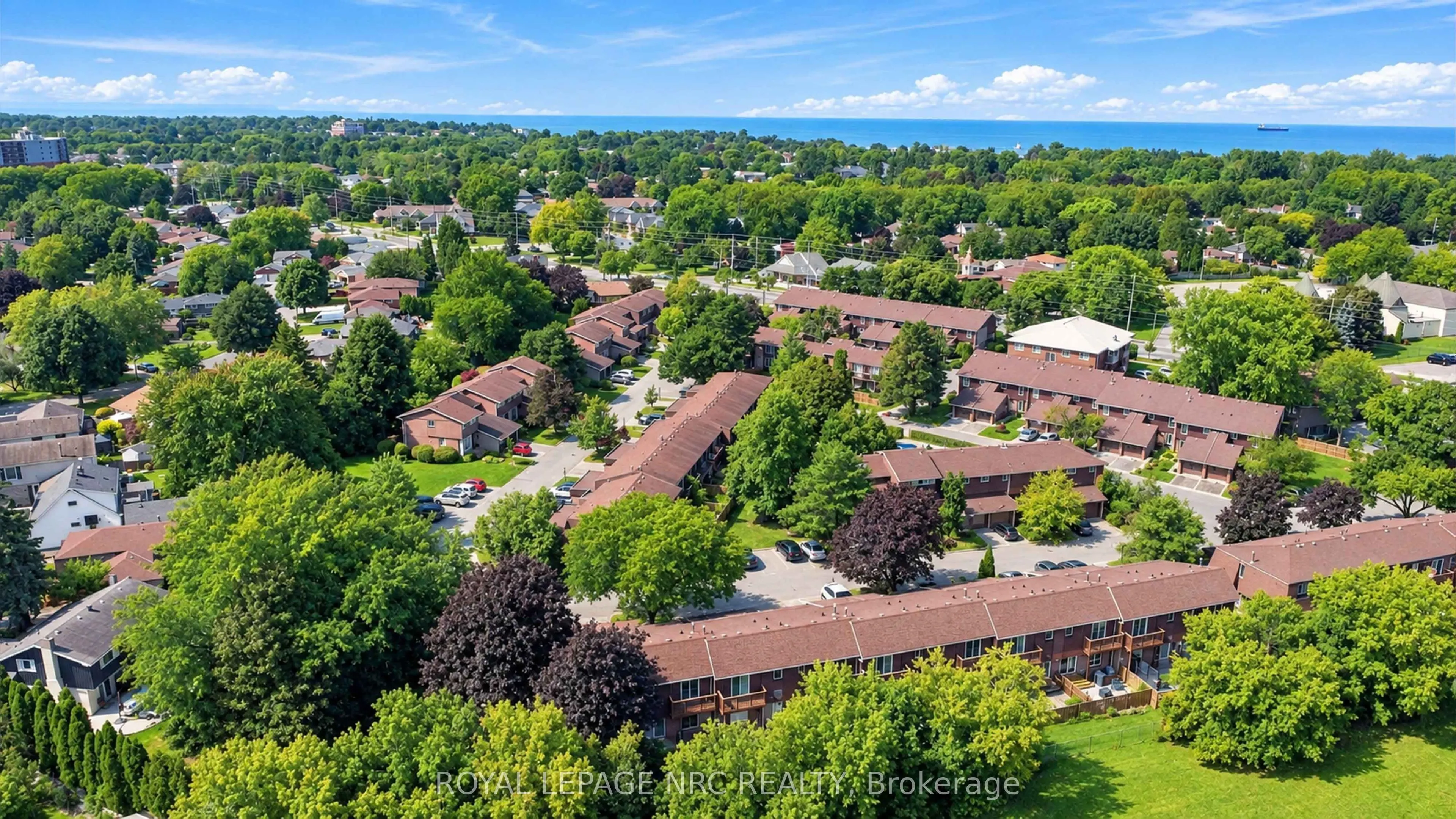 122 Lakeshore Road #43