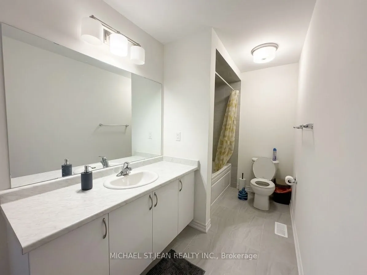 40-620 Colborne Street #84