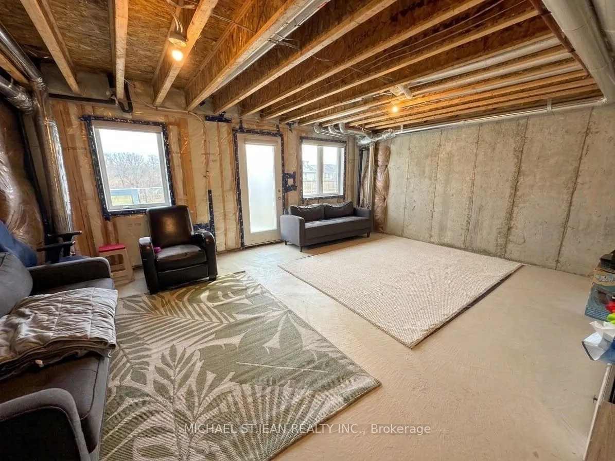 40-620 Colborne Street #84