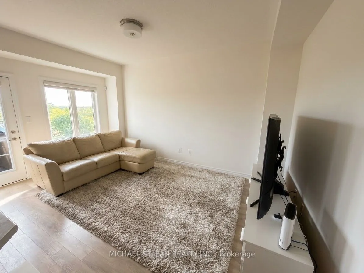 40-620 Colborne Street #84